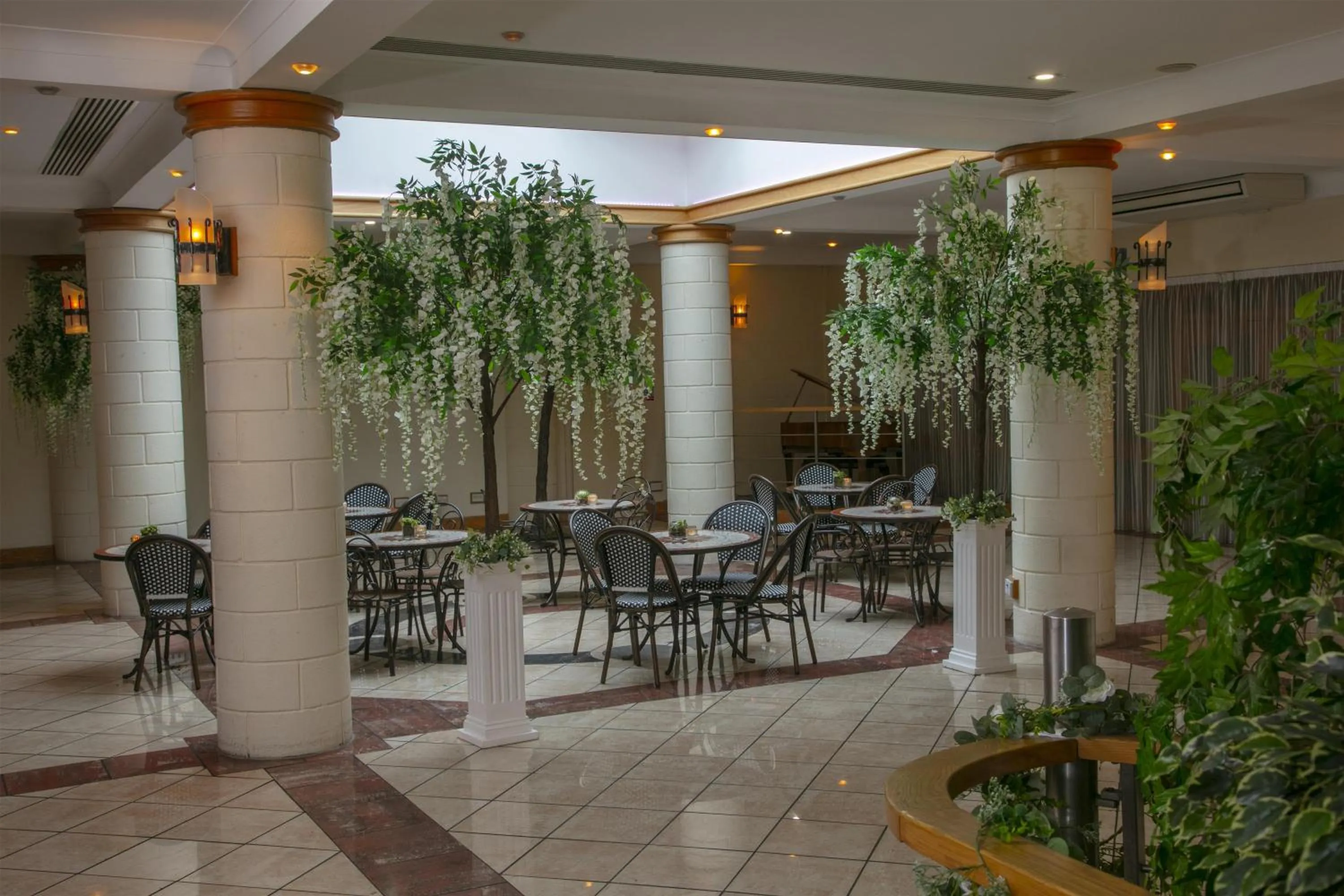 Meeting/conference room in Best Western Premier Suites Hotel & Spa Liverpool-Knowsley