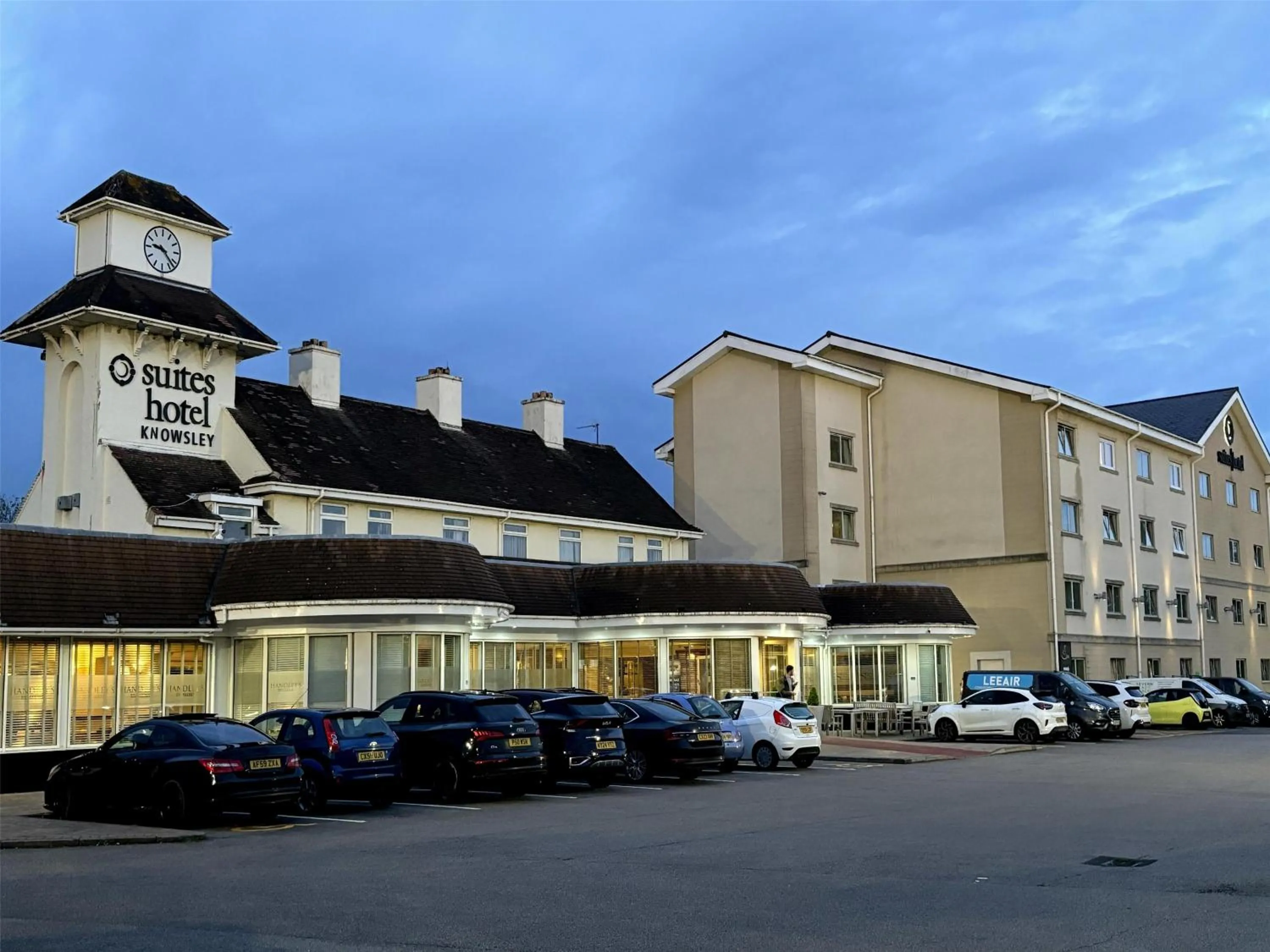 Property building in Best Western Premier Suites Hotel & Spa Liverpool-Knowsley