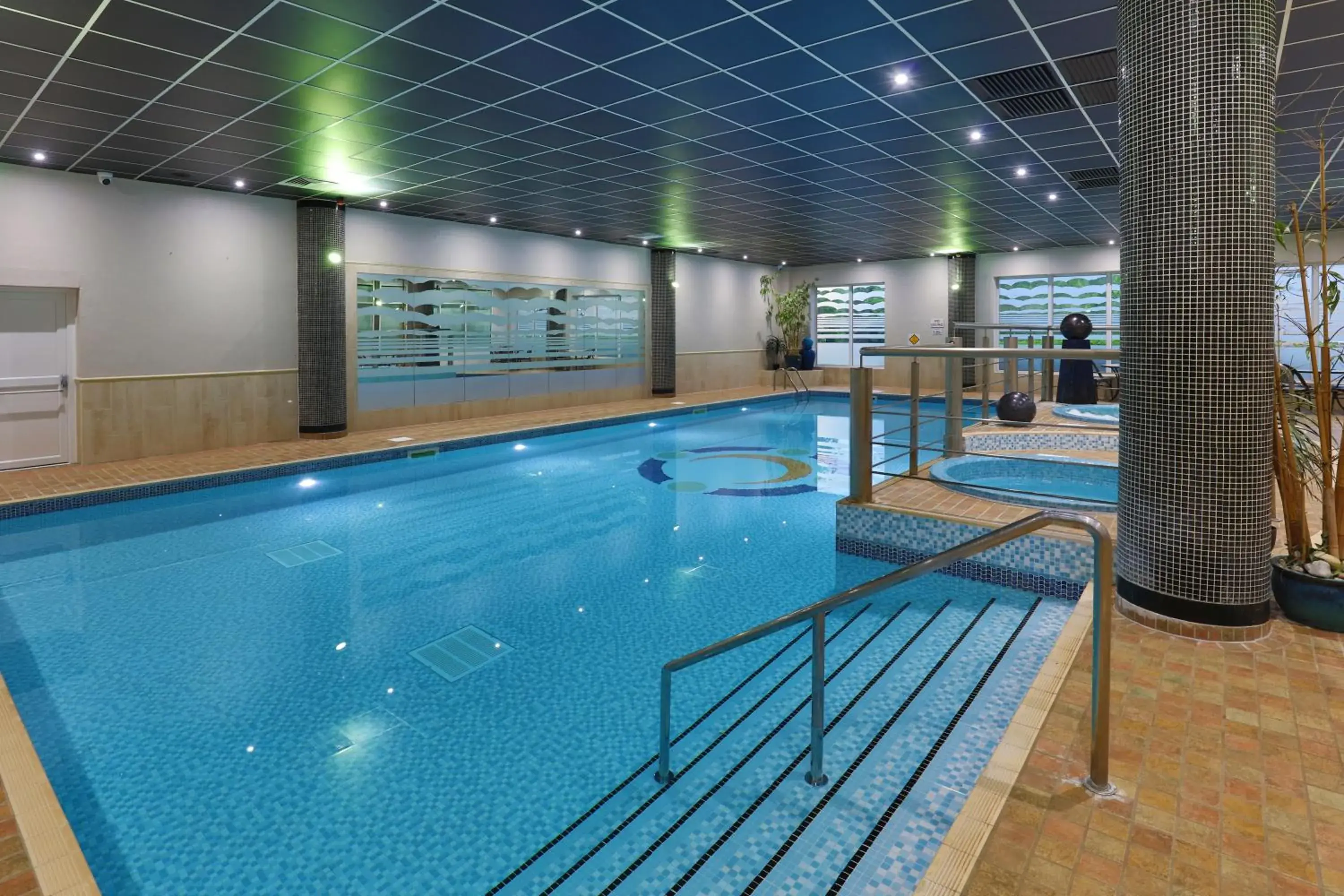 Swimming pool in Best Western Premier Knowsley Suites Hotel & Spa Swimming pool in Best Western Premier Knowsley Suites Hotel & Spa