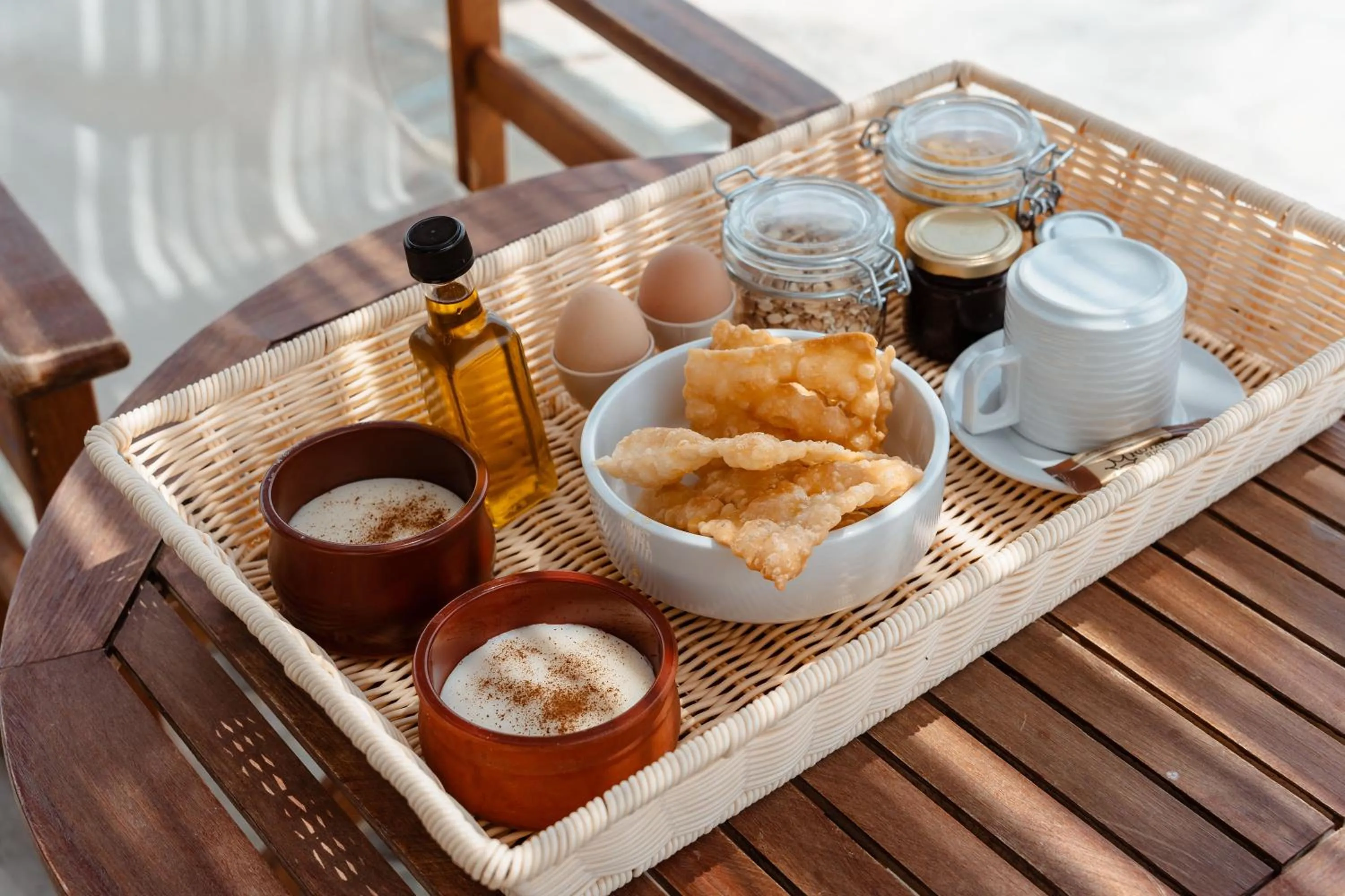 Food and drinks in Diamantis Studios&Apartments