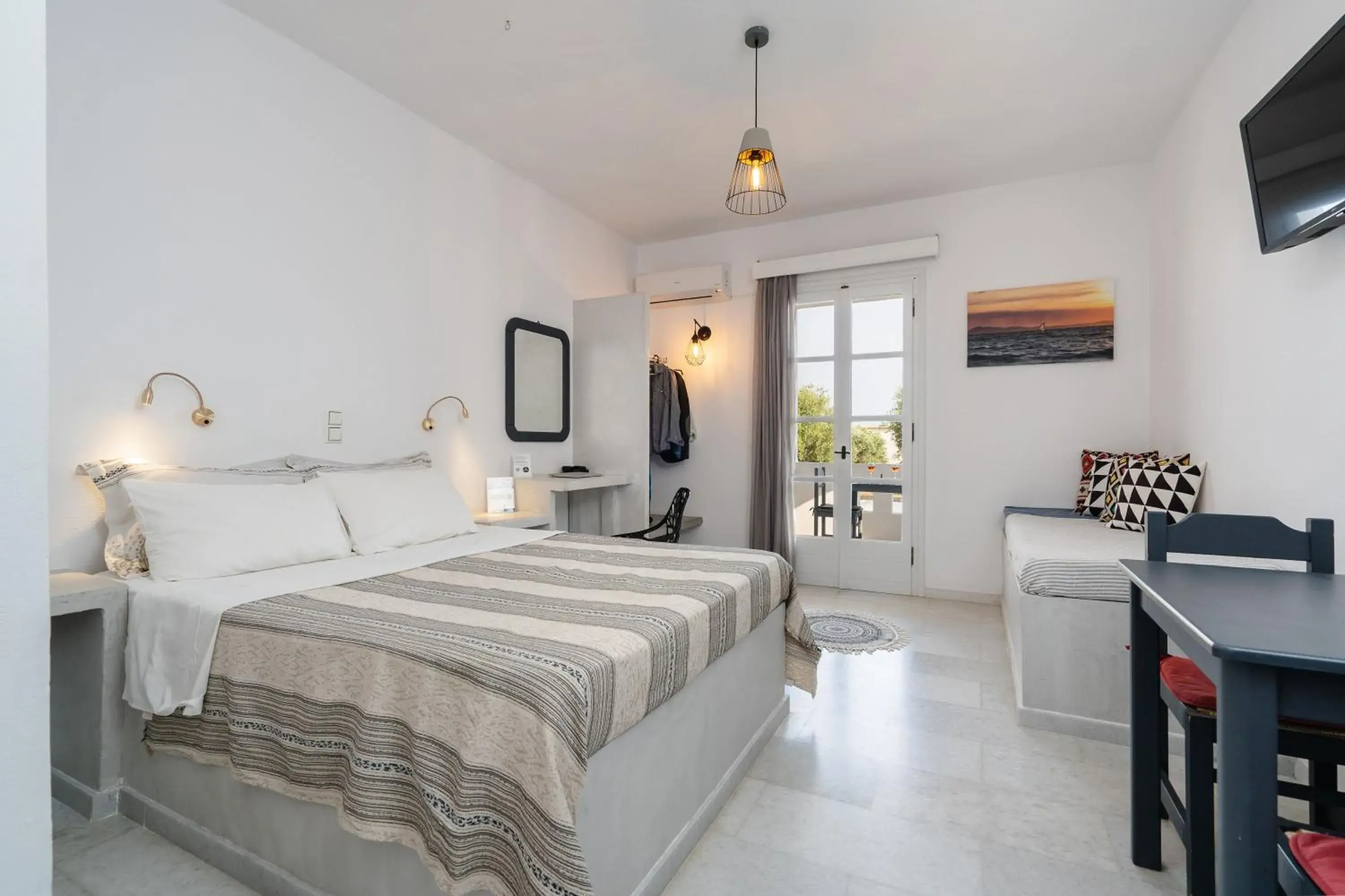 Deluxe Room - single occupancy in Diamantis Studios&Apartments Deluxe Room - single occupancy in Diamantis Studios&Apartments