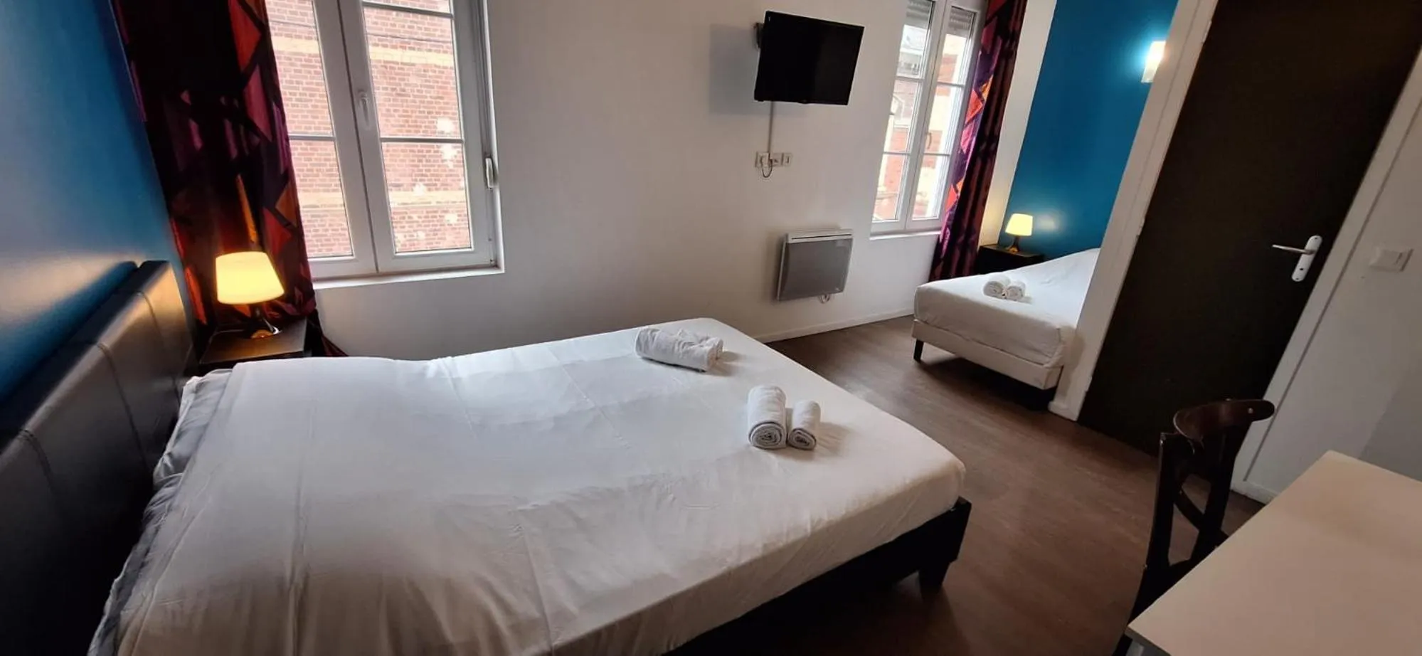 Bed in hôtel- restaurant le Saint Quentin