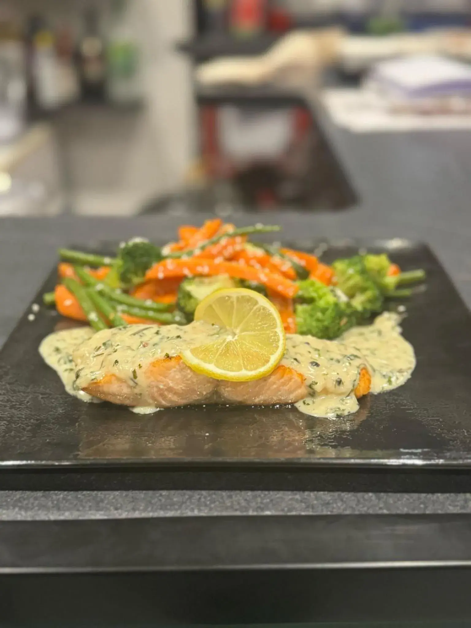 Restaurant/places to eat in hôtel- restaurant le Saint Quentin Restaurant/places to eat in hôtel- restaurant le Saint Quentin