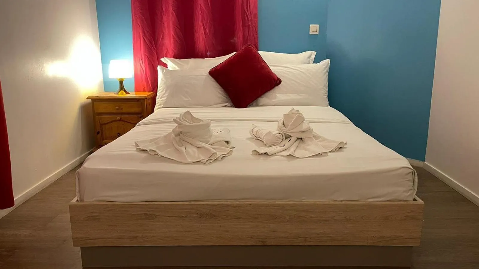 Bed in hôtel- restaurant le Saint Quentin