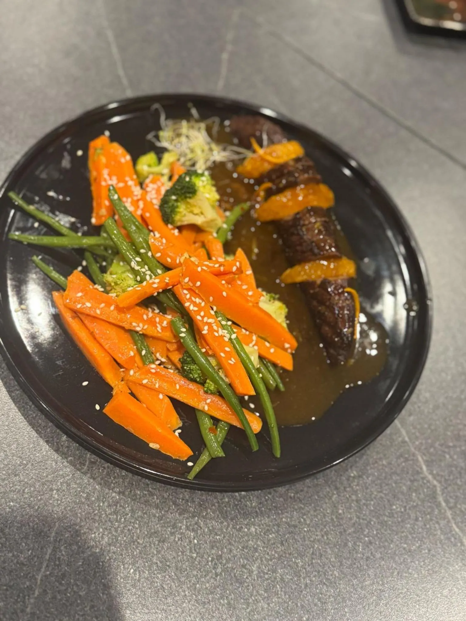 Restaurant/places to eat in hôtel- restaurant le Saint Quentin