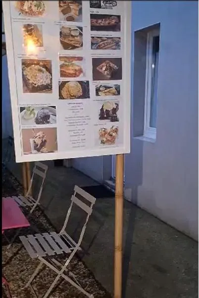 Patio in hôtel- restaurant le Saint Quentin