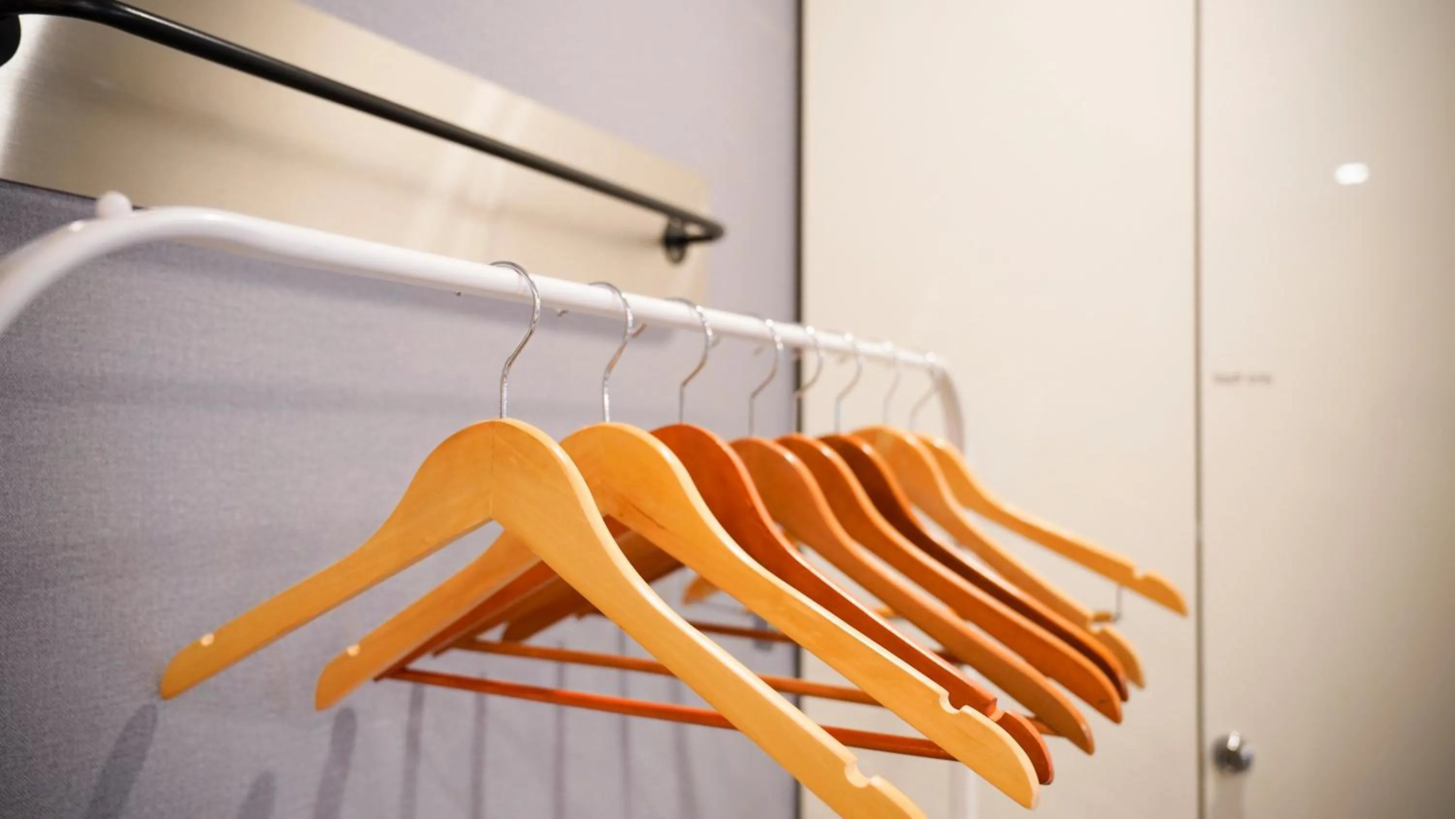 wardrobe in Hotel DADA Insadong