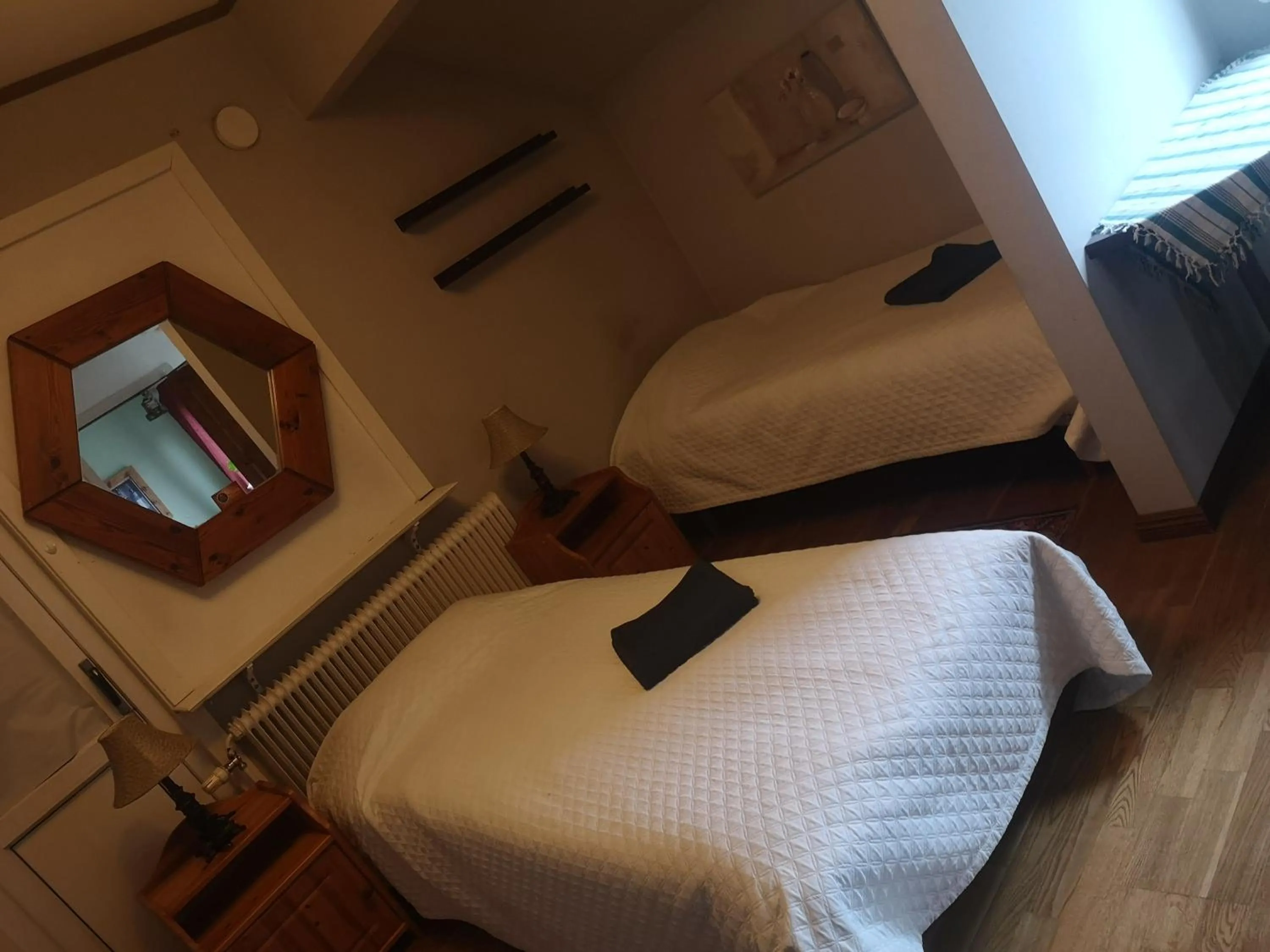 Bed in Stop at The Cross