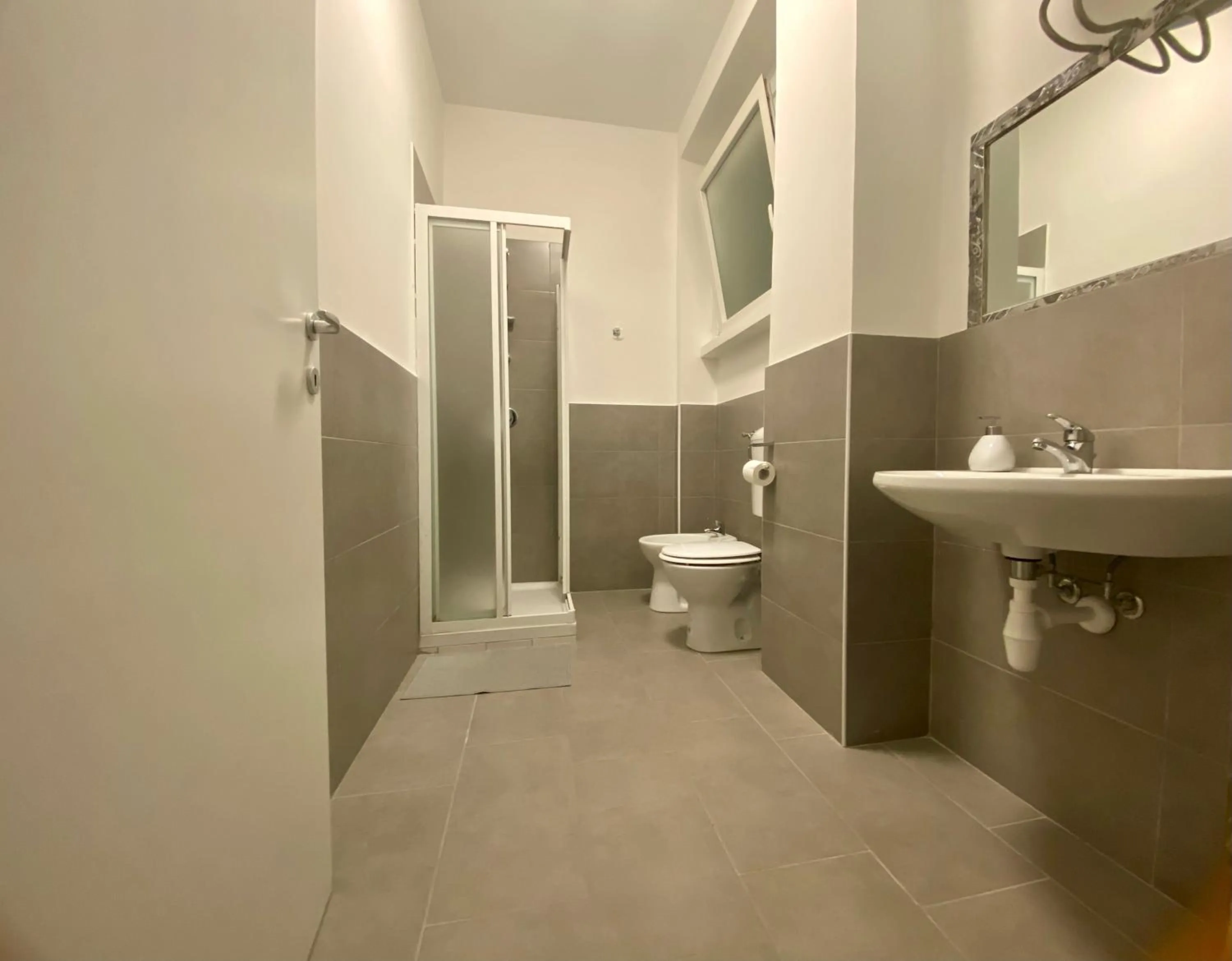 Guest House Pirelli Milano