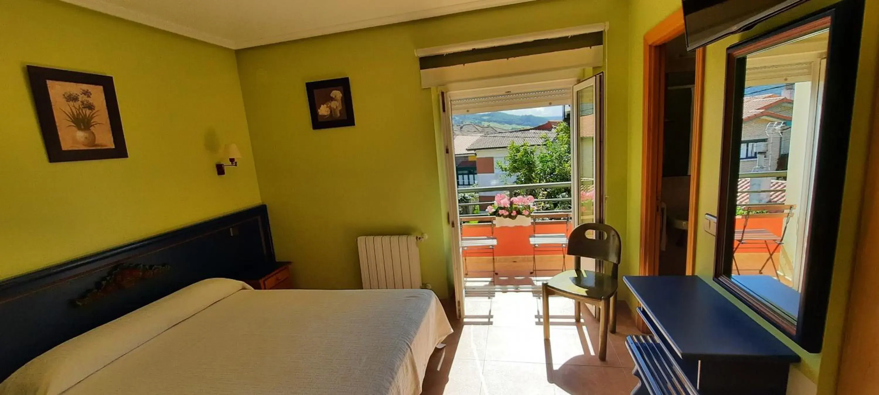 Photo of the whole room, Bed in Hostería La Casona Photo of the whole room, Bed in Hostería La Casona