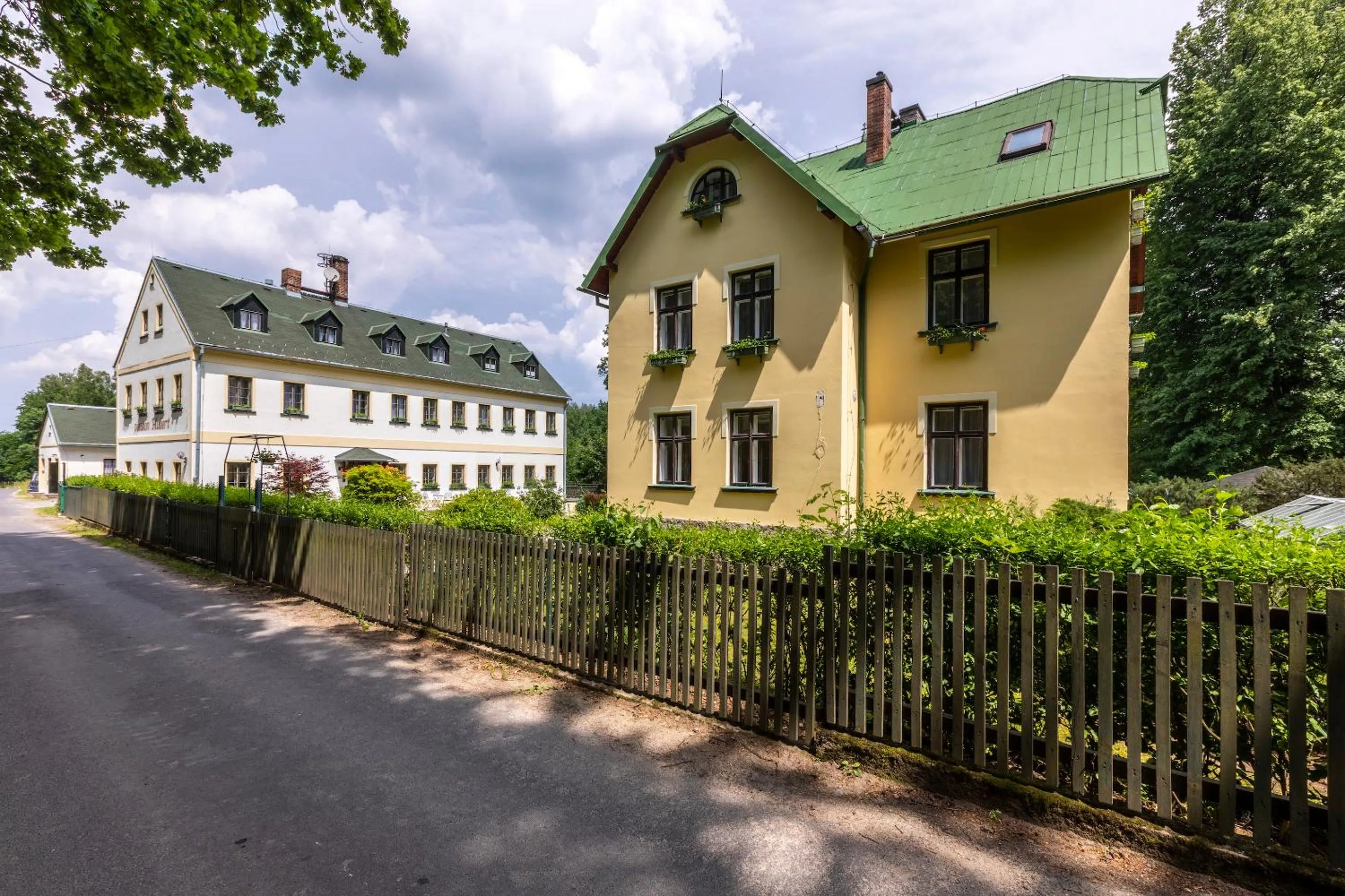 Property building in Pension Hubert
