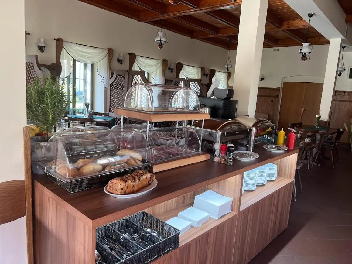 Breakfast in Pension Hubert