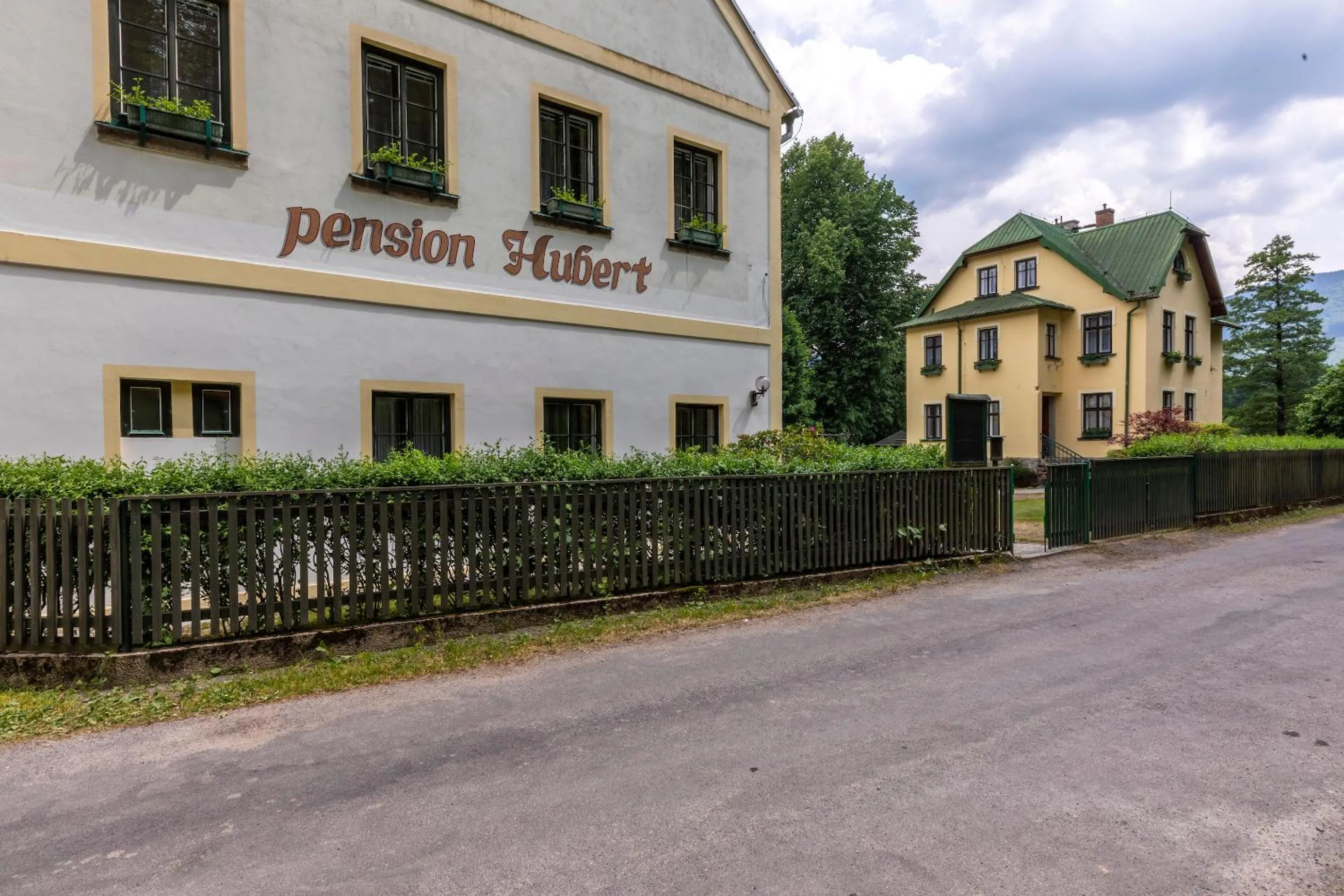 Property building in Pension Hubert