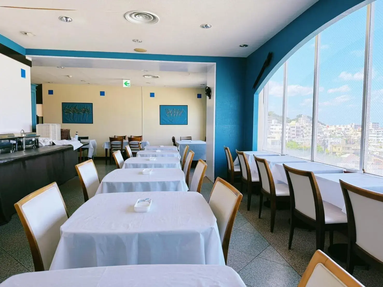 Restaurant/places to eat in Hotel Orox Restaurant/places to eat in Hotel Orox