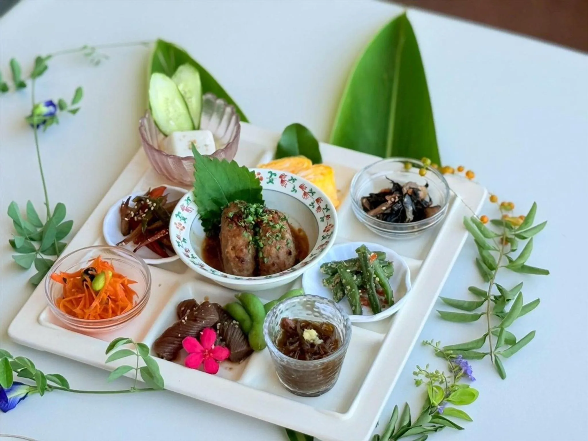 Restaurant/places to eat in Hotel Orox