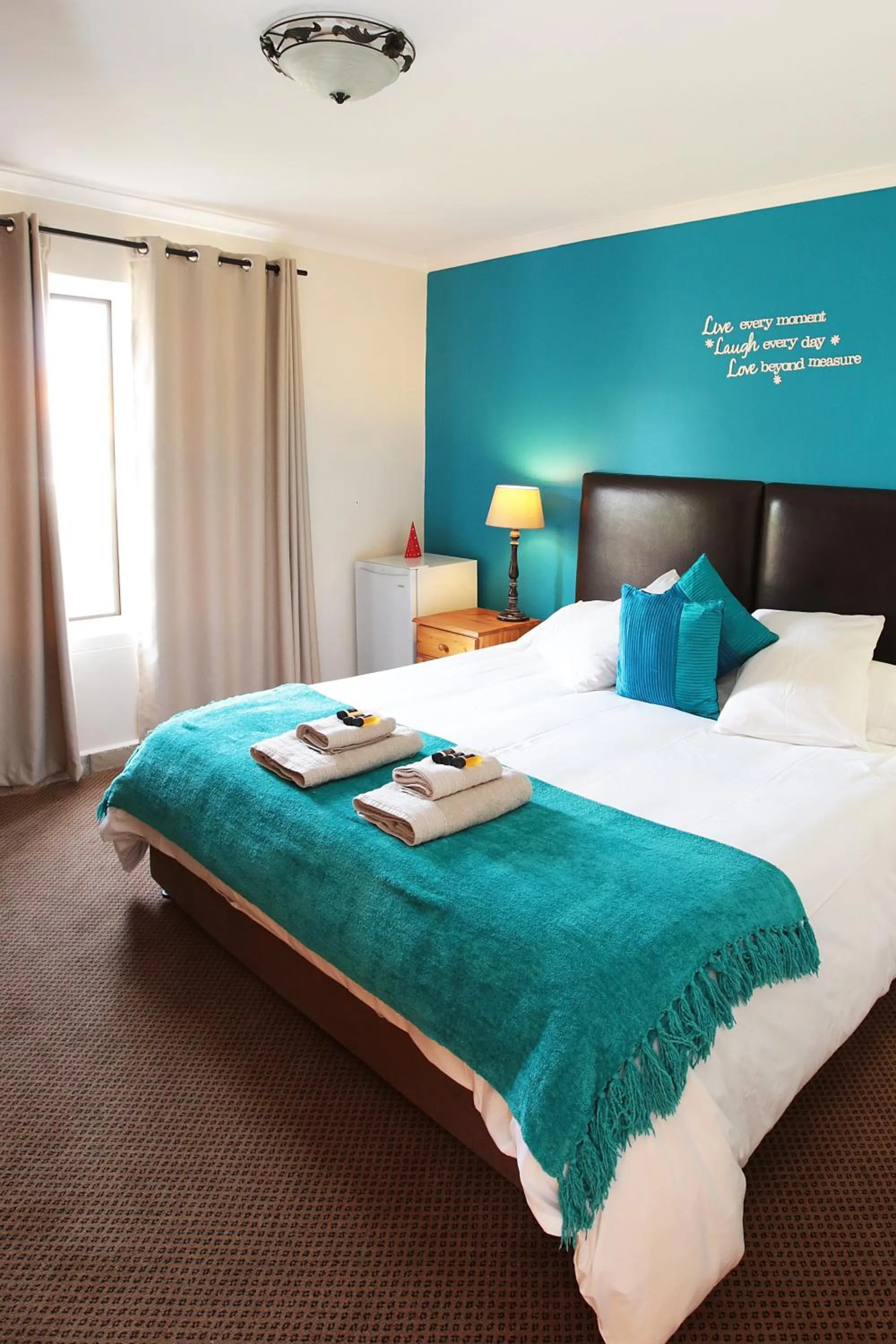 Photo of the whole room, Bed in 19th Hole Golf Villa Guesthouse