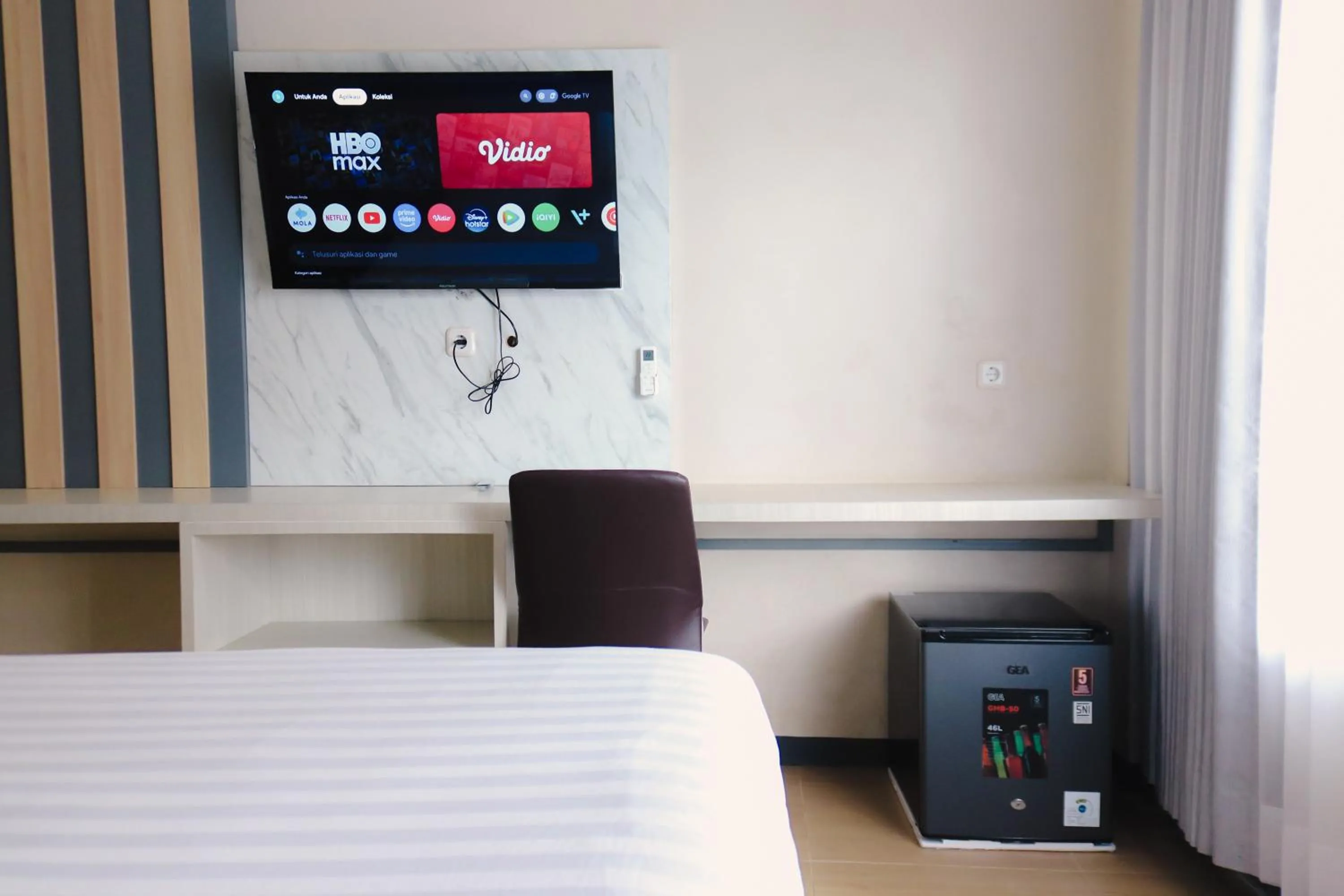 Bedroom, Bed in Azana BeSt Hotel Batu