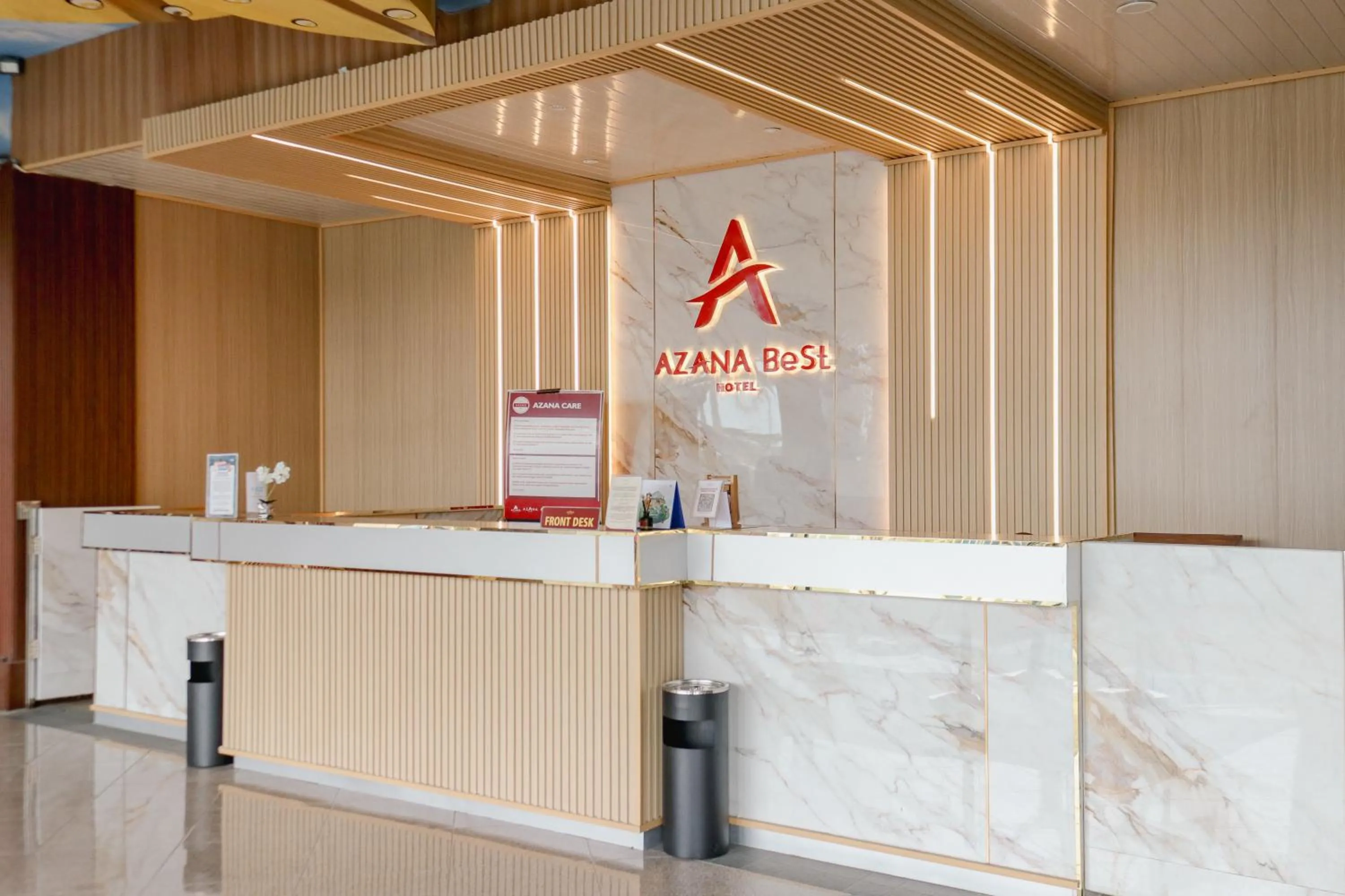 Lobby or reception in Azana BeSt Hotel Batu