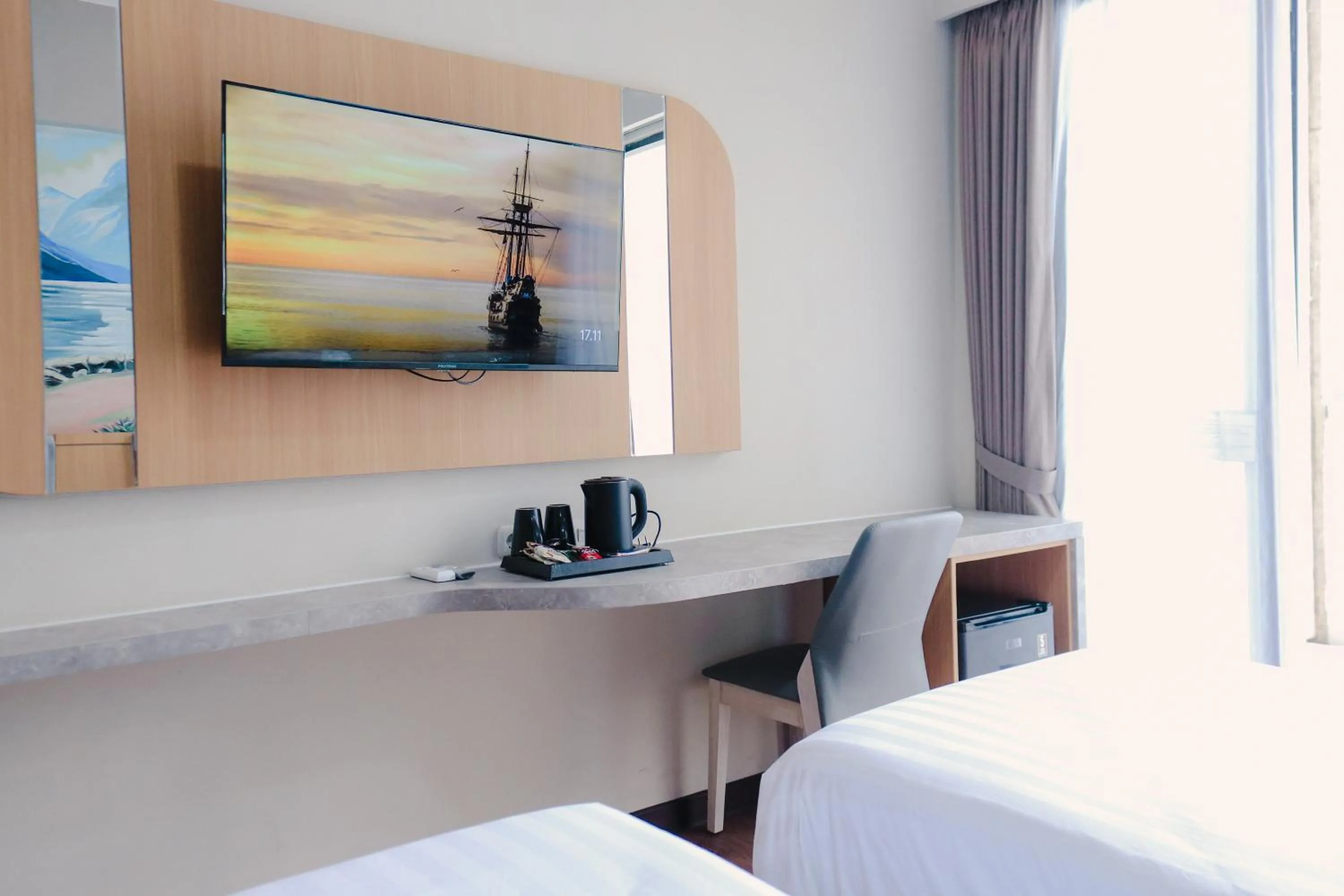TV and multimedia, Bed in Azana BeSt Hotel Batu