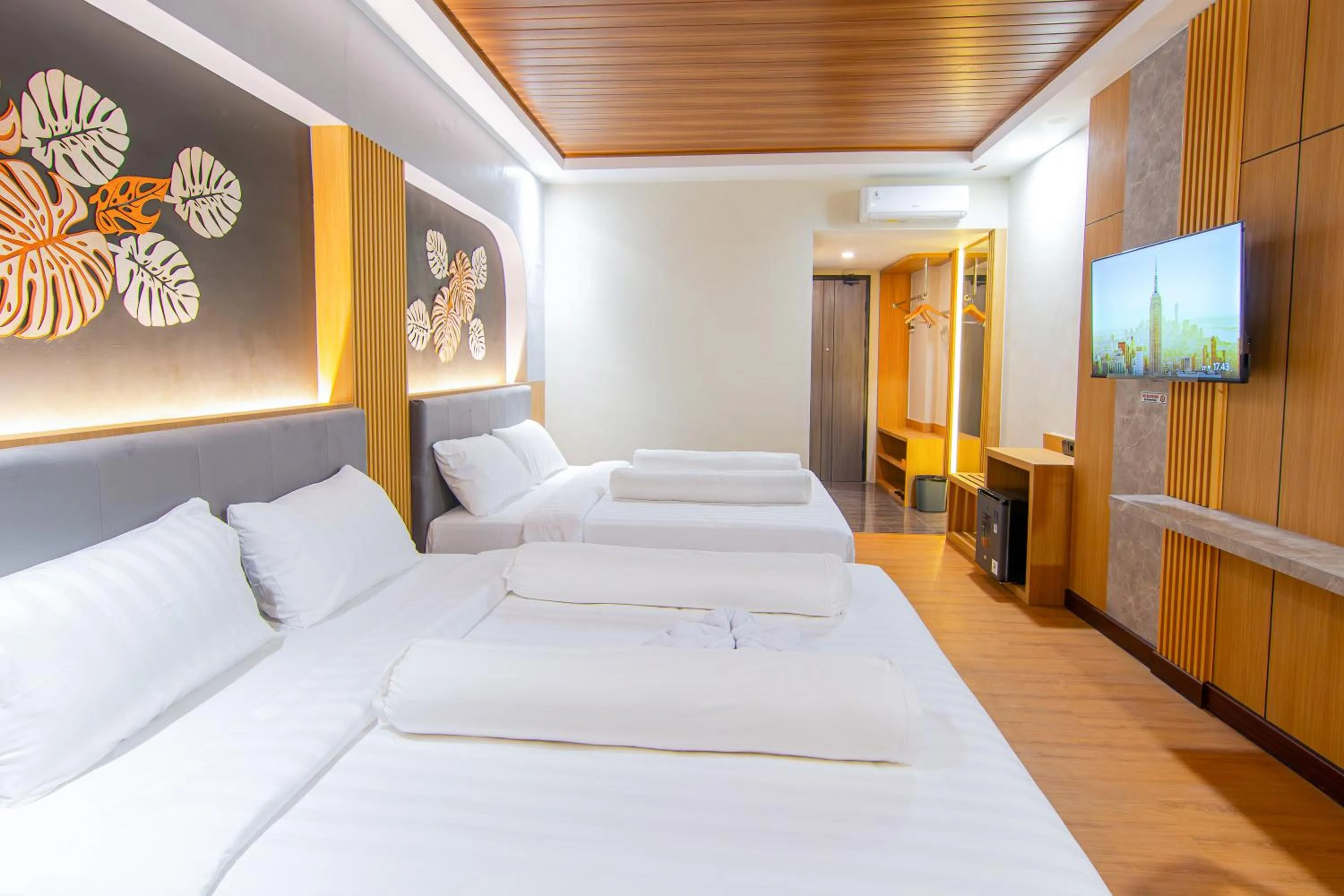Bedroom, Bed in Azana BeSt Hotel Batu