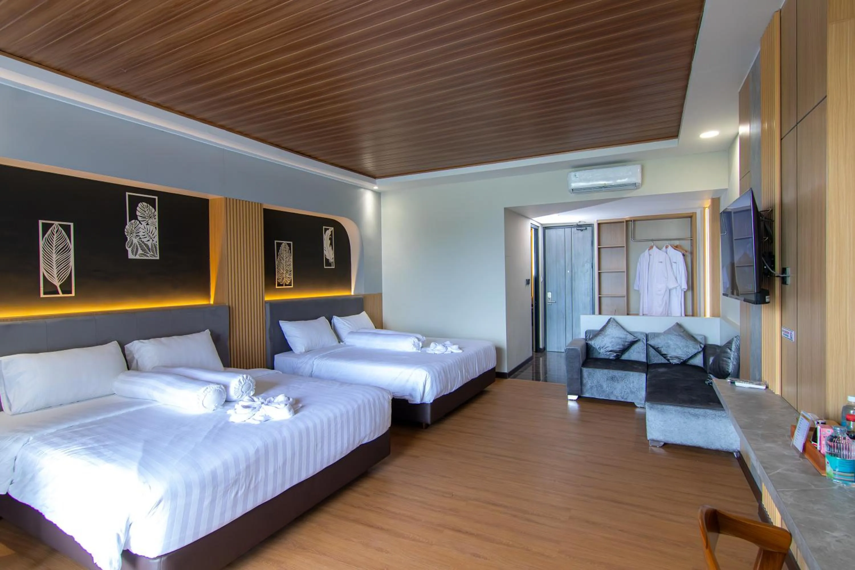 Bedroom, Bed in Azana BeSt Hotel Batu