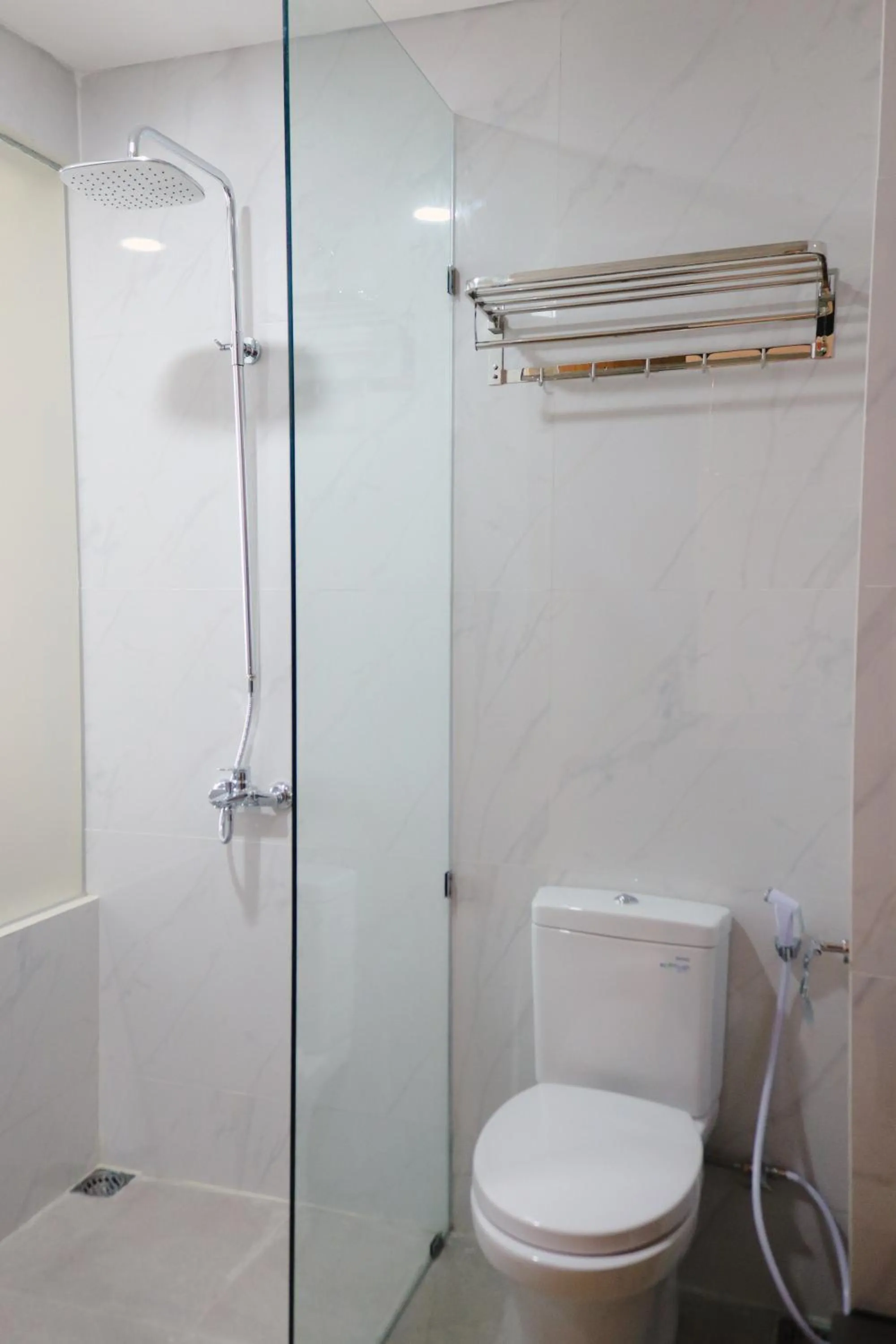 Shower in Azana BeSt Hotel Batu