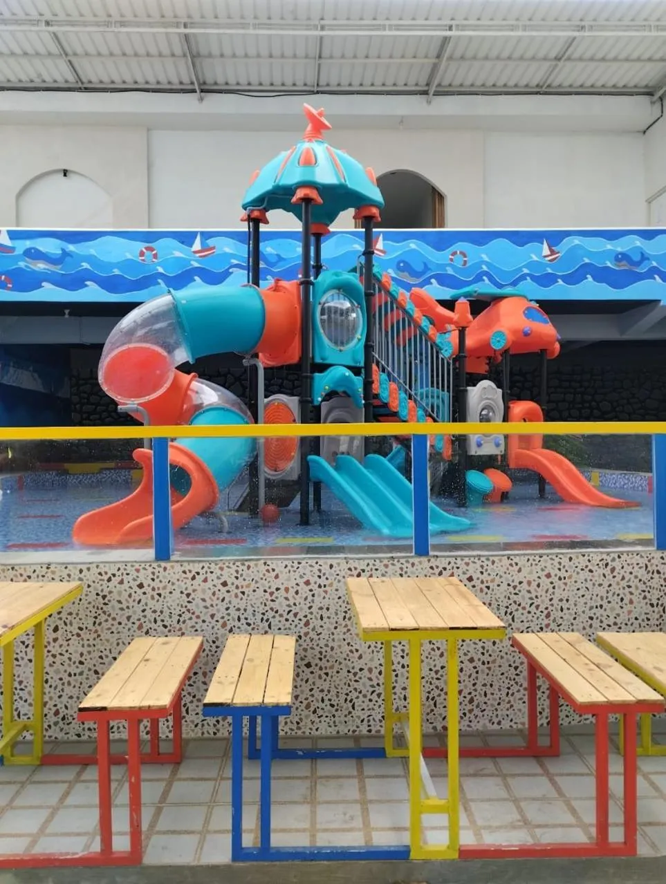Swimming pool in Azana BeSt Hotel Batu