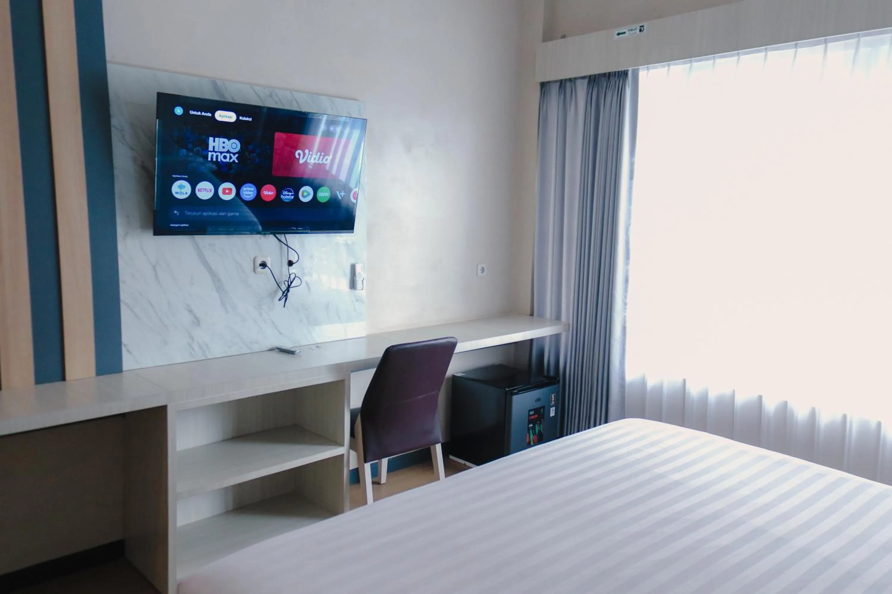 Bedroom, Bed in Azana BeSt Hotel Batu