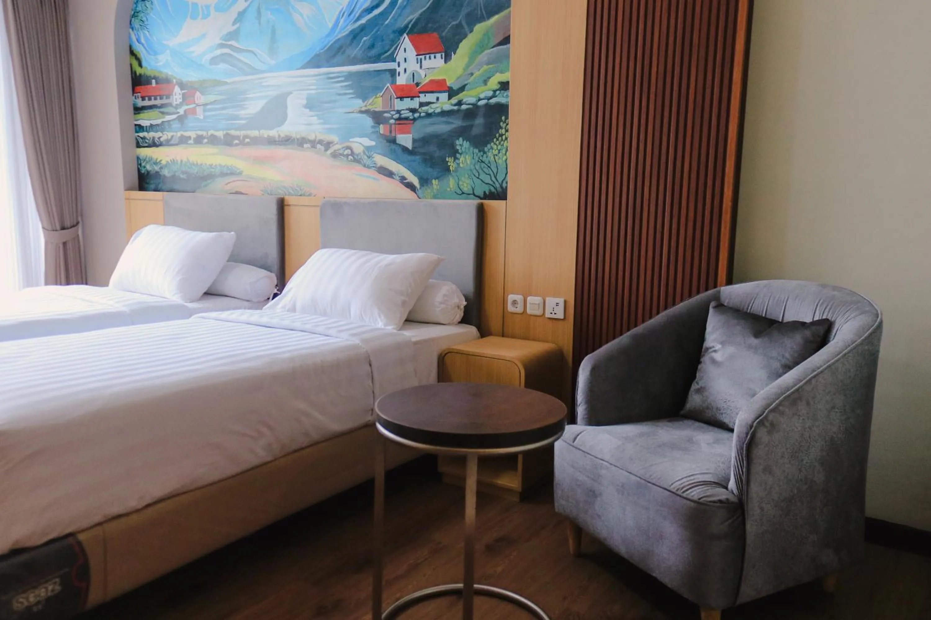 Bedroom, Bed in Azana BeSt Hotel Batu