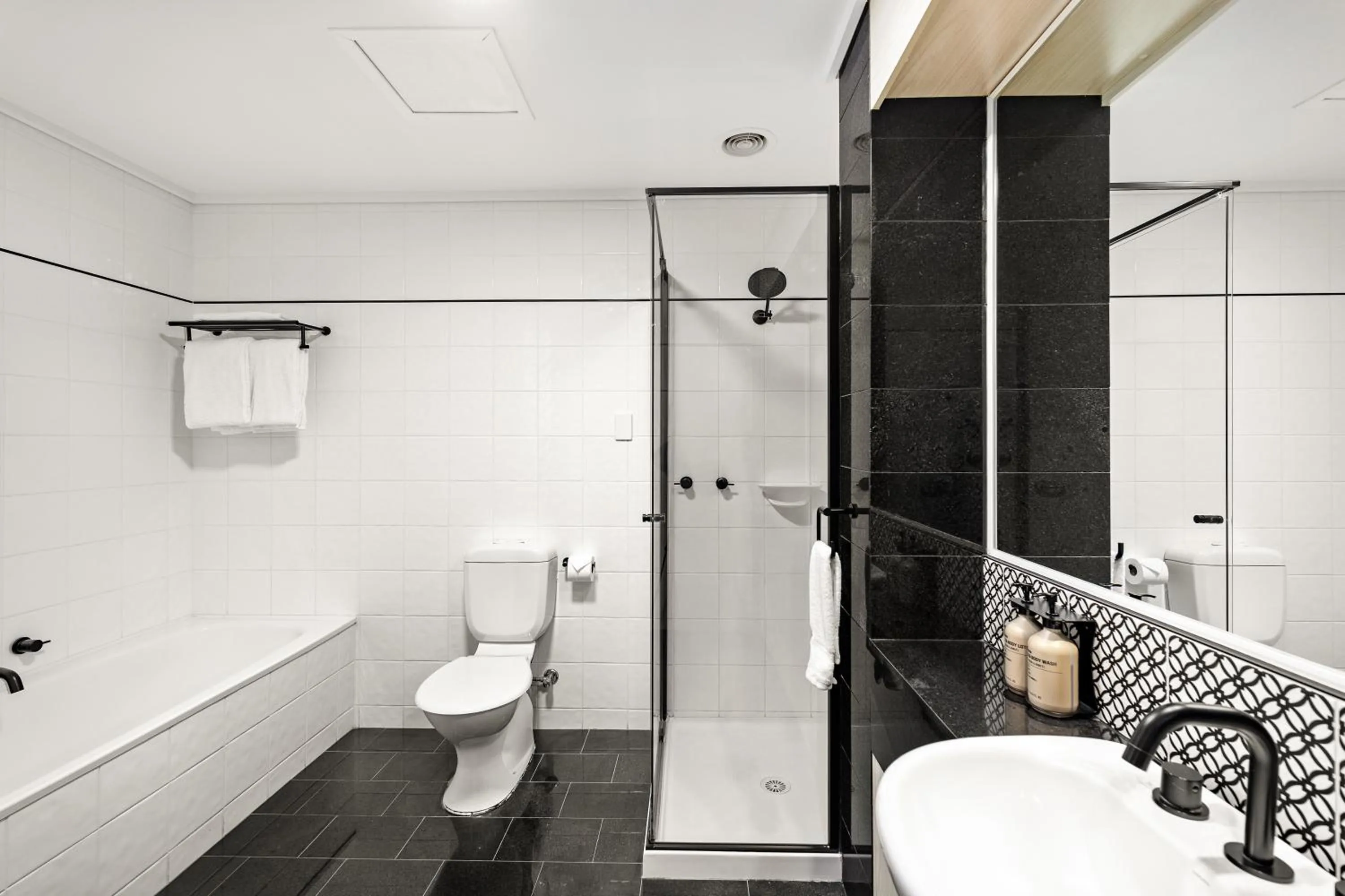 Shower in Melbourne City Suites