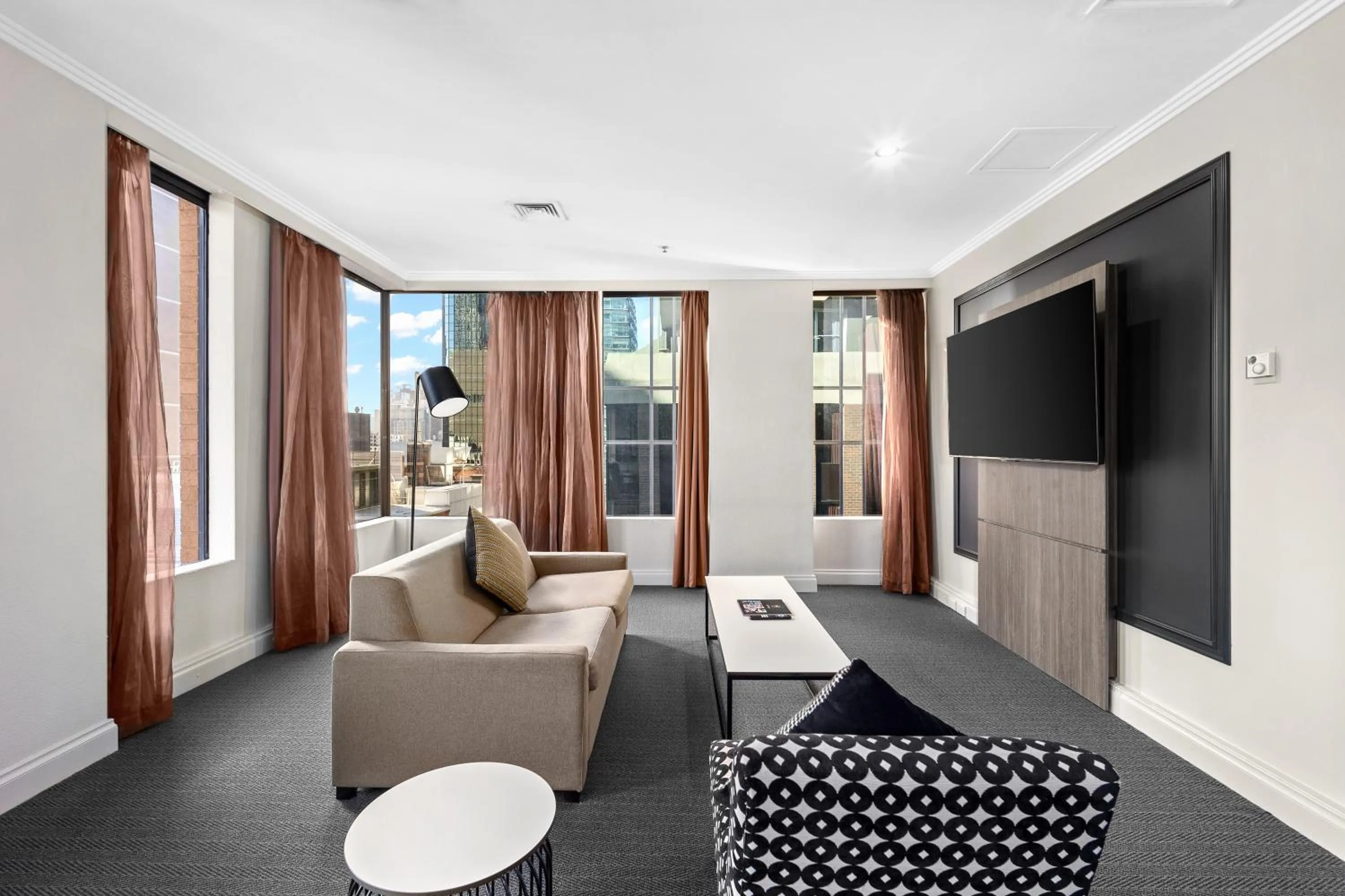 Signature One-Bedroom Apartment in Melbourne City Suites