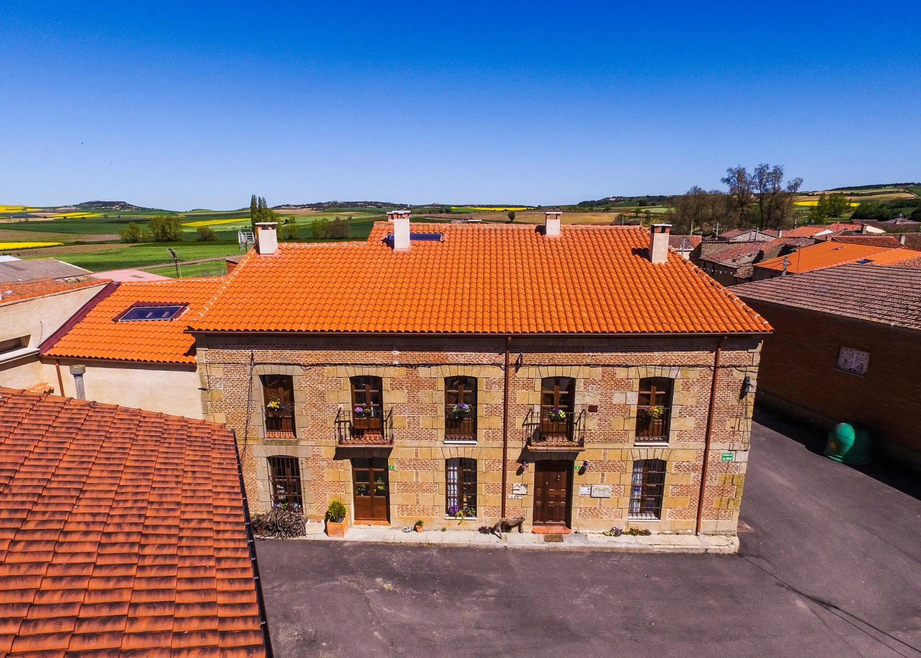 Property building in Posada Real del Buen Camino, alojamiento rural