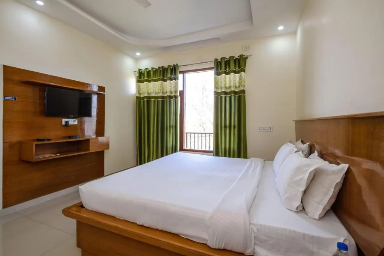 Bedroom in Hotel Roop