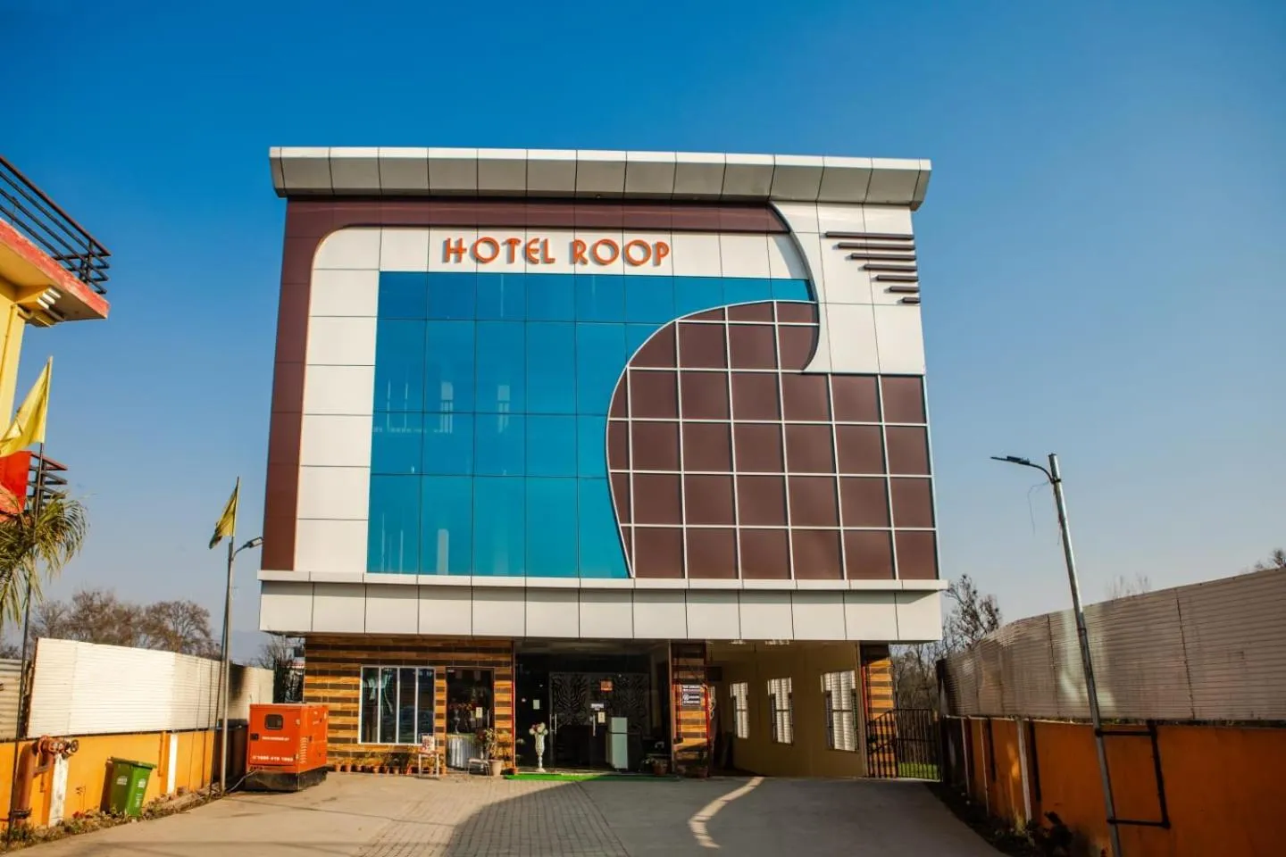 Property building in Hotel Roop