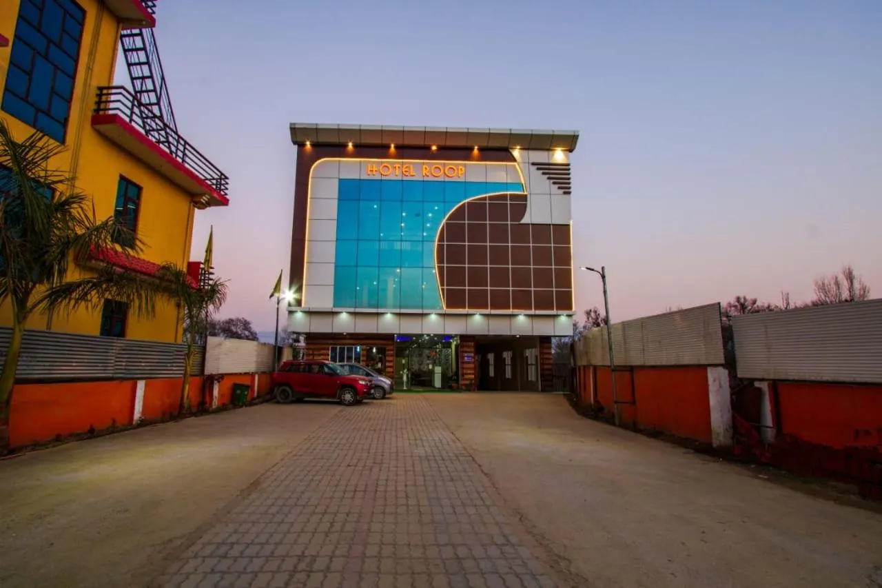 Property building in Hotel Roop