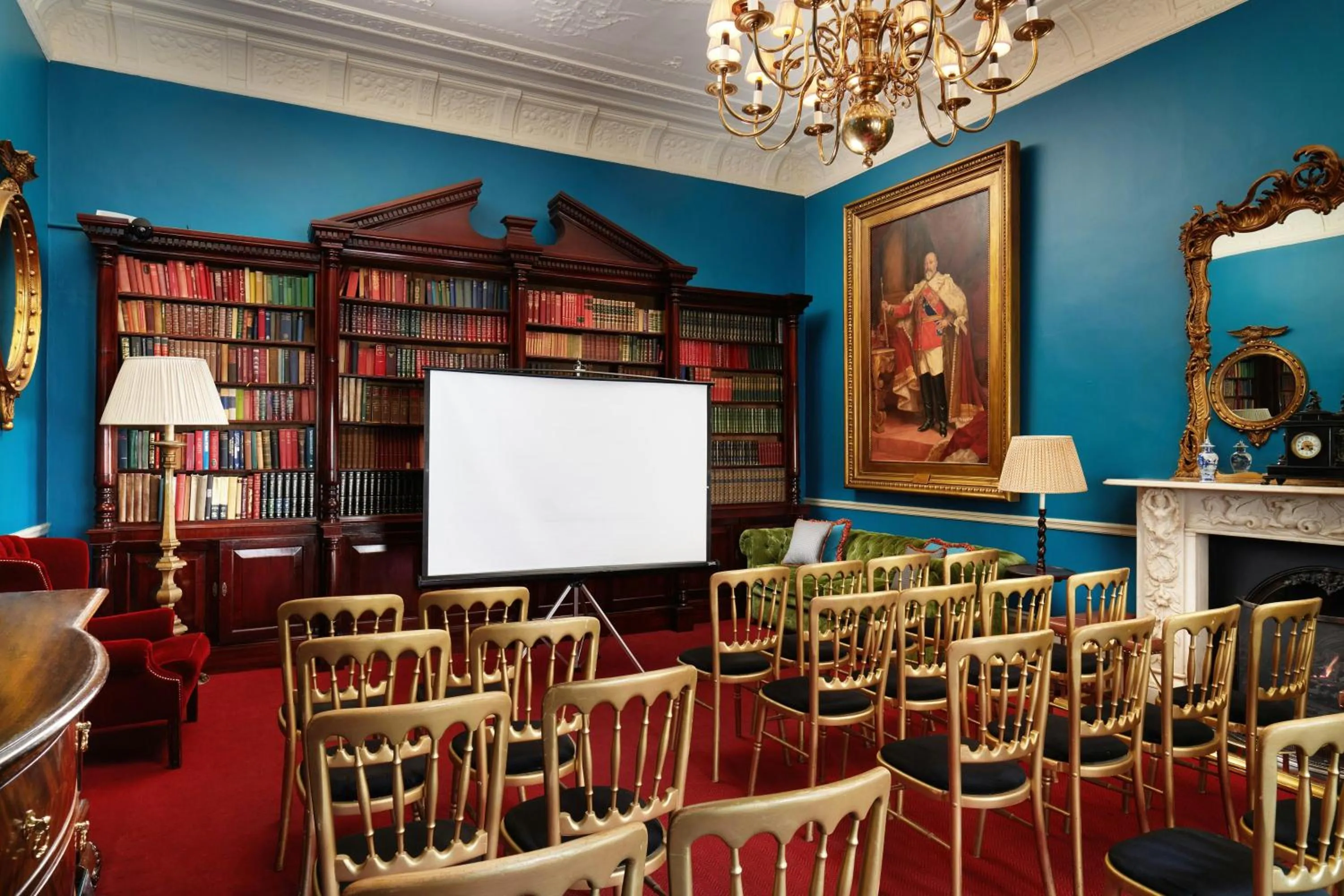 Meeting/conference room in The Gore London - Starhotels Collezione