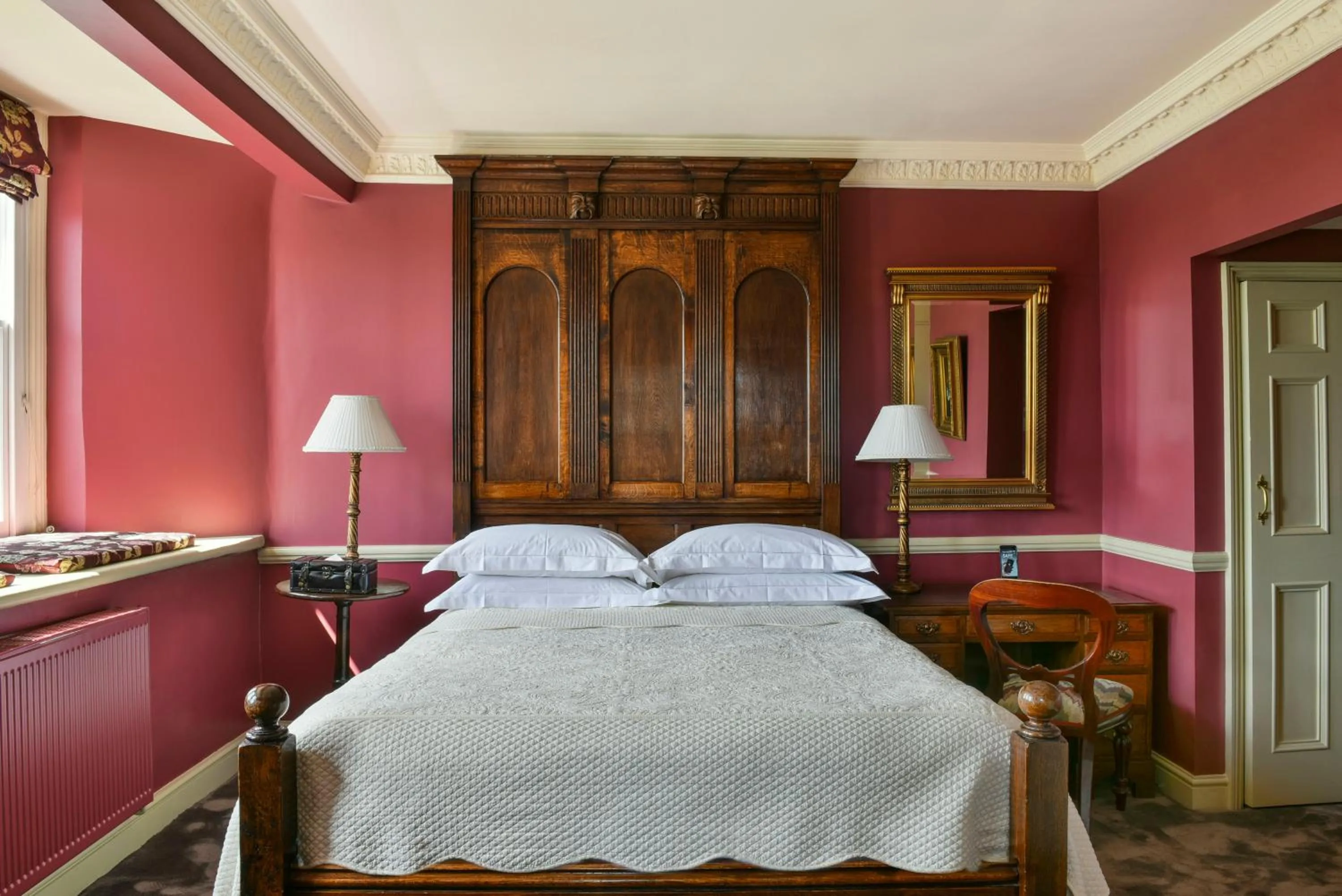 Bedroom, Bed in The Gore London - Starhotels Collezione