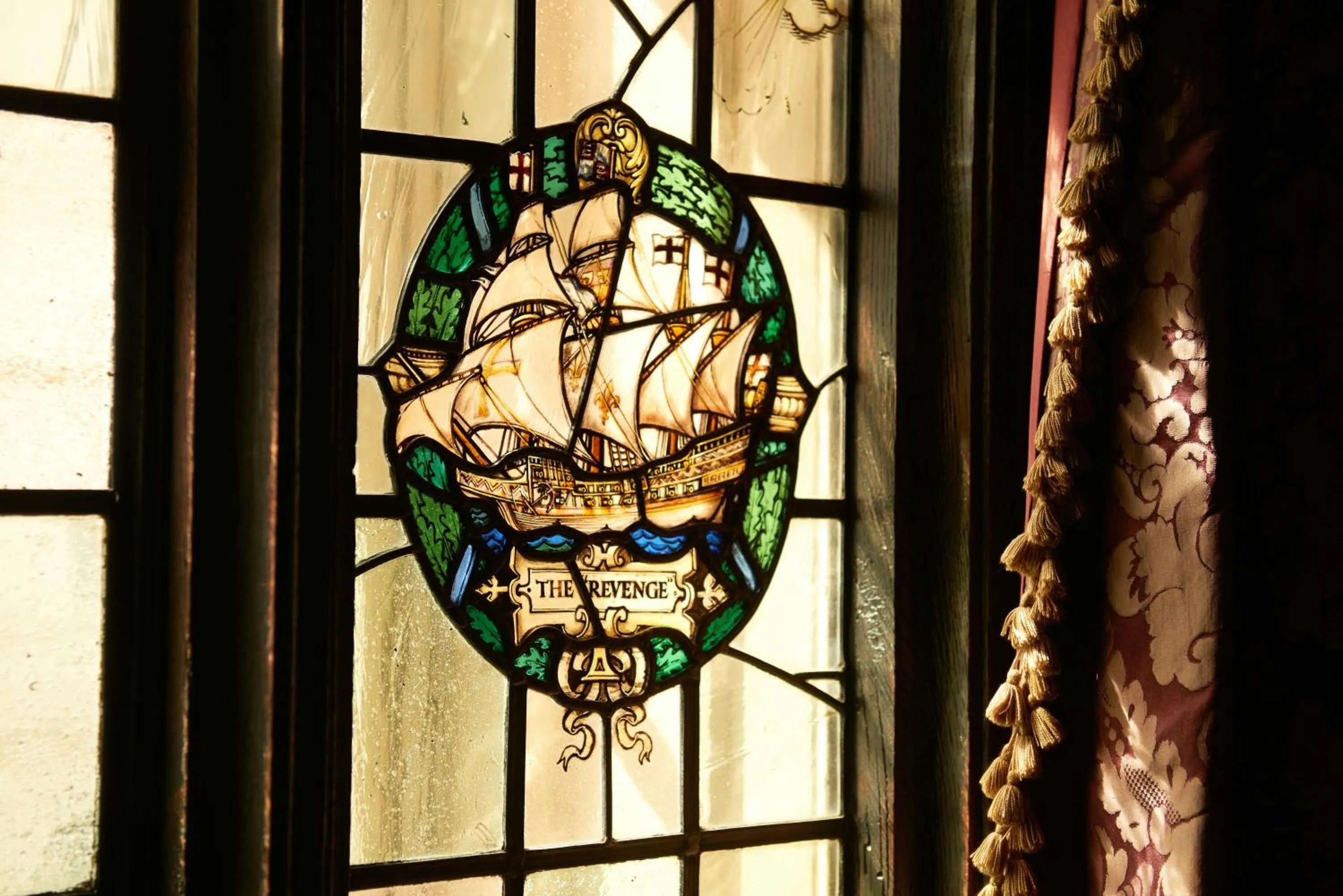 Photo of the whole room in The Gore London - Starhotels Collezione