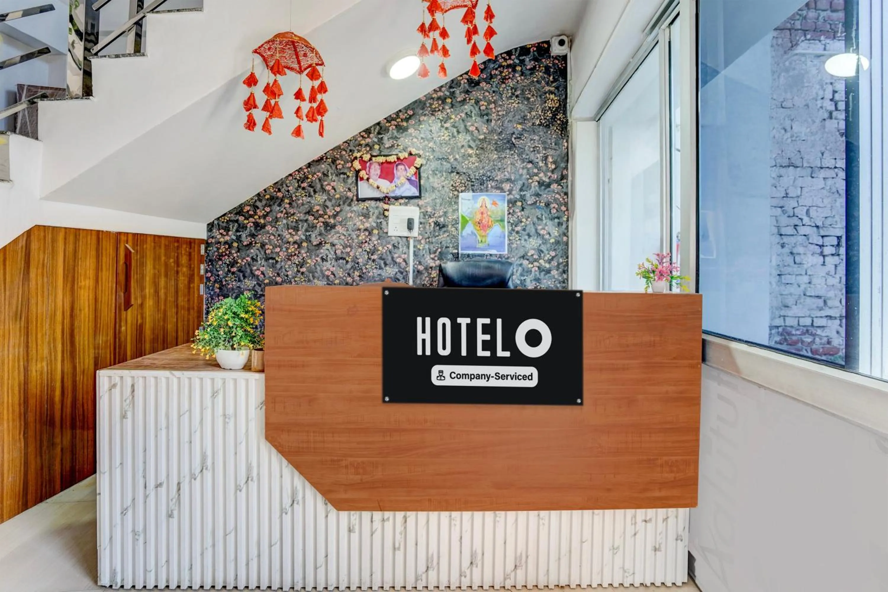 Lobby or reception in Hotel O Ramaland Homestay