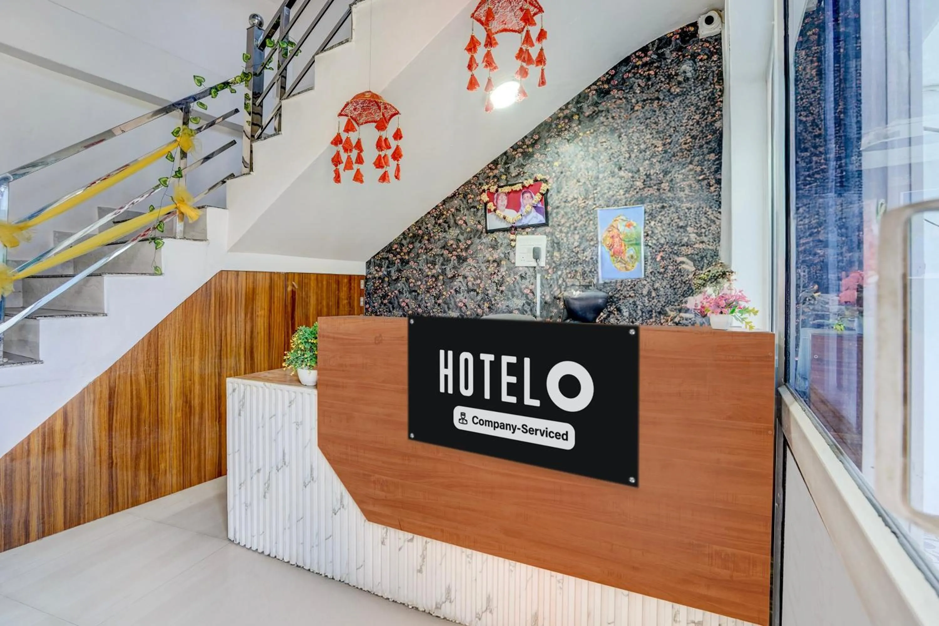 Lobby or reception in Hotel O Ramaland Homestay