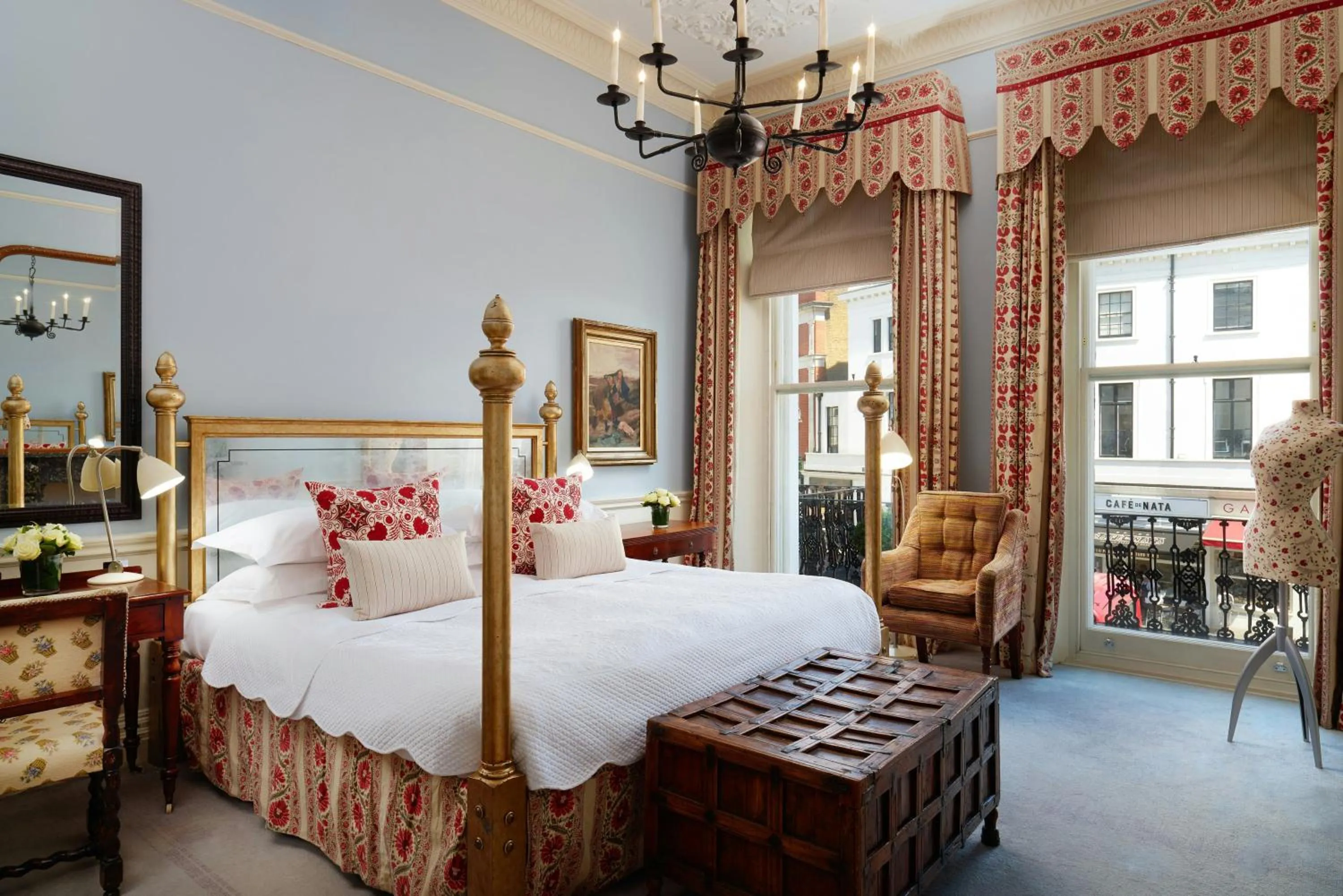 Photo of the whole room, Bed in The Pelham London - Starhotels Collezione