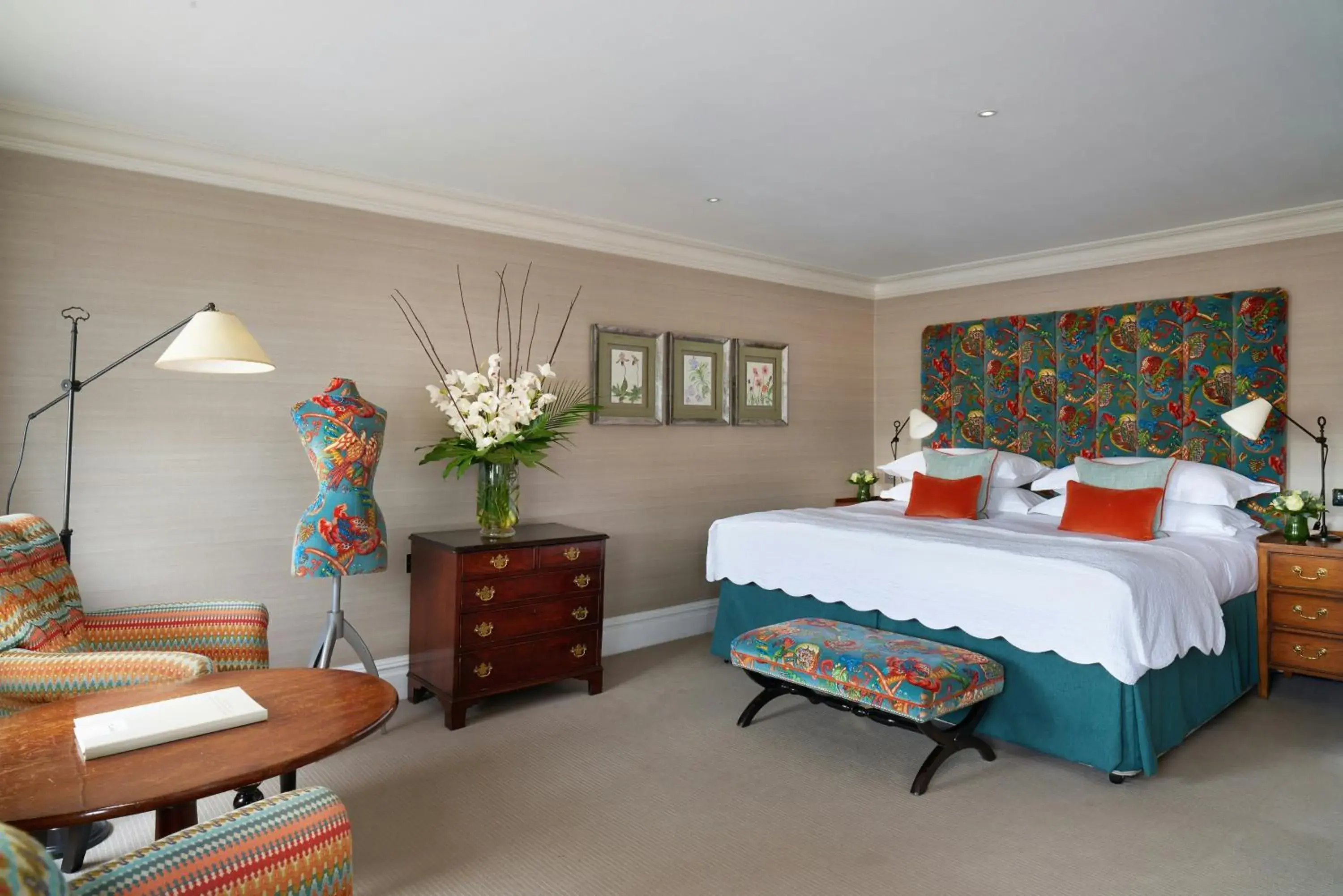 Photo of the whole room, Bed in The Pelham London - Starhotels Collezione Photo of the whole room, Bed in The Pelham London - Starhotels Collezione