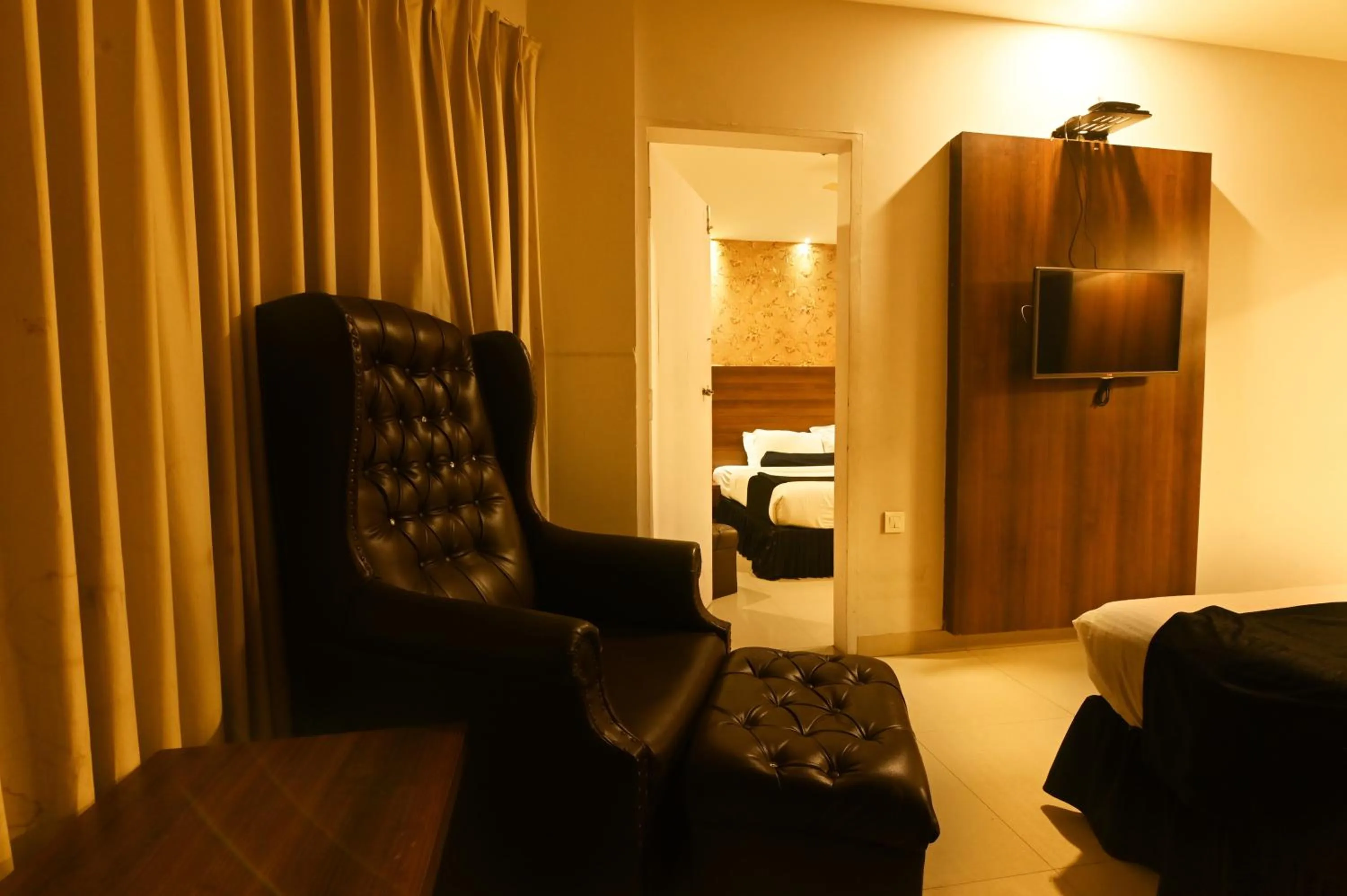 Bed in THE DAWN HOTEL