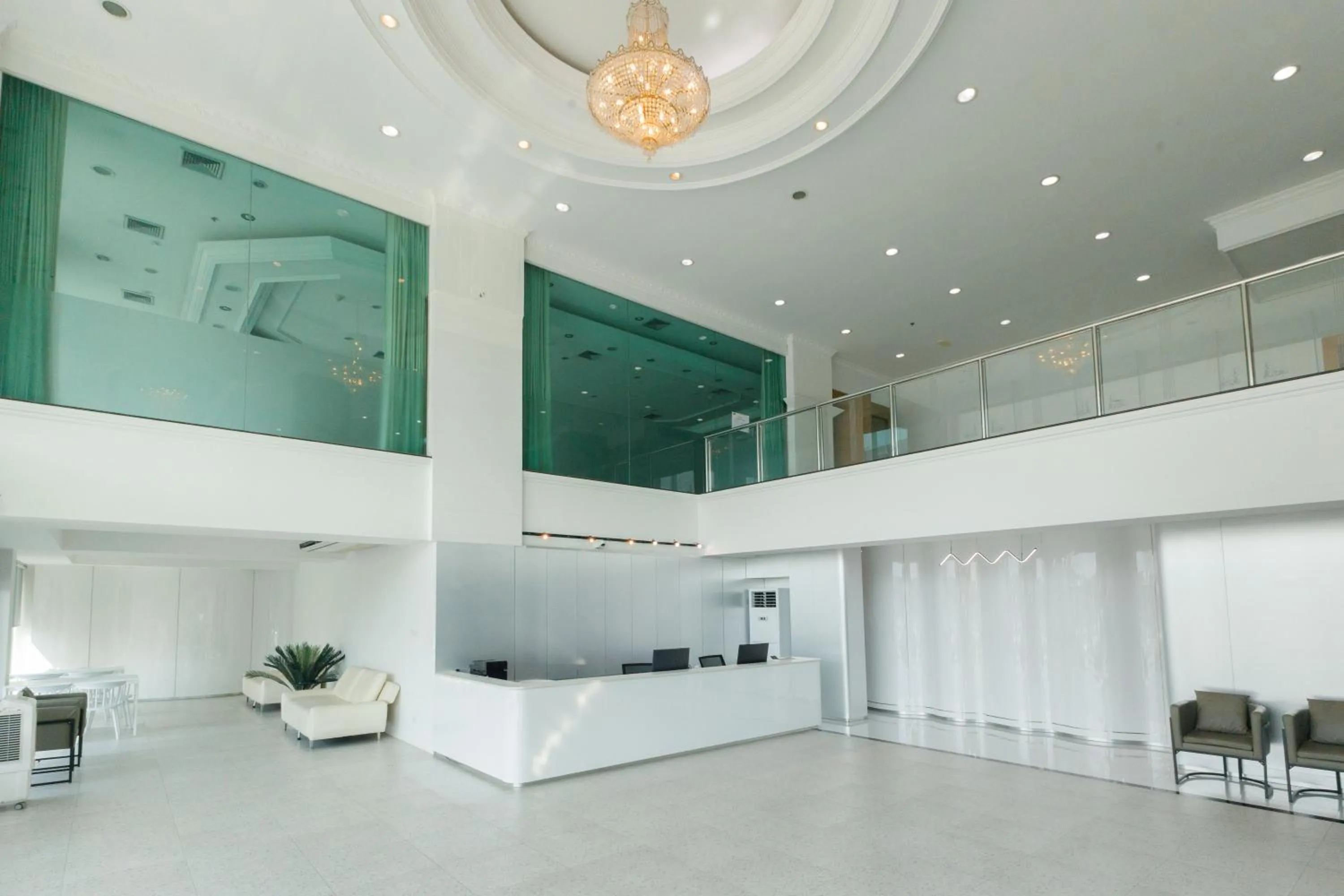 Lobby or reception in River Hotel - The Outstanding Venues Nakhon Pathom