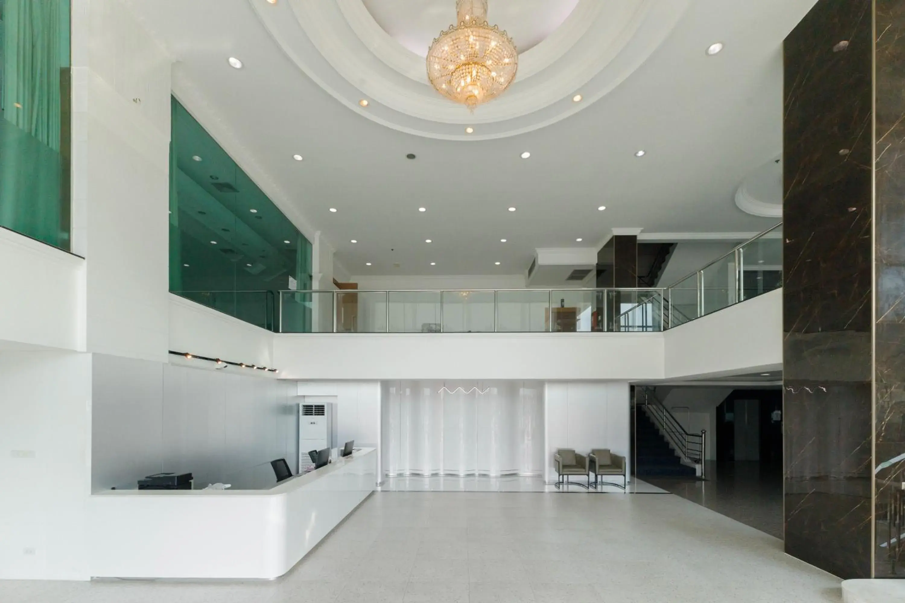 Lobby or reception in River Hotel - The Outstanding Venues Nakhon Pathom Lobby or reception in River Hotel - The Outstanding Venues Nakhon Pathom