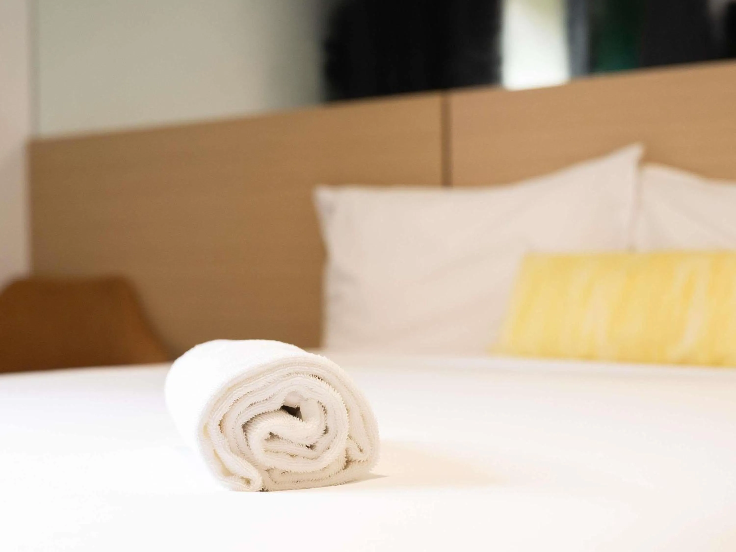 Bedroom, Bed in Ibis Darwin Airport Hotel