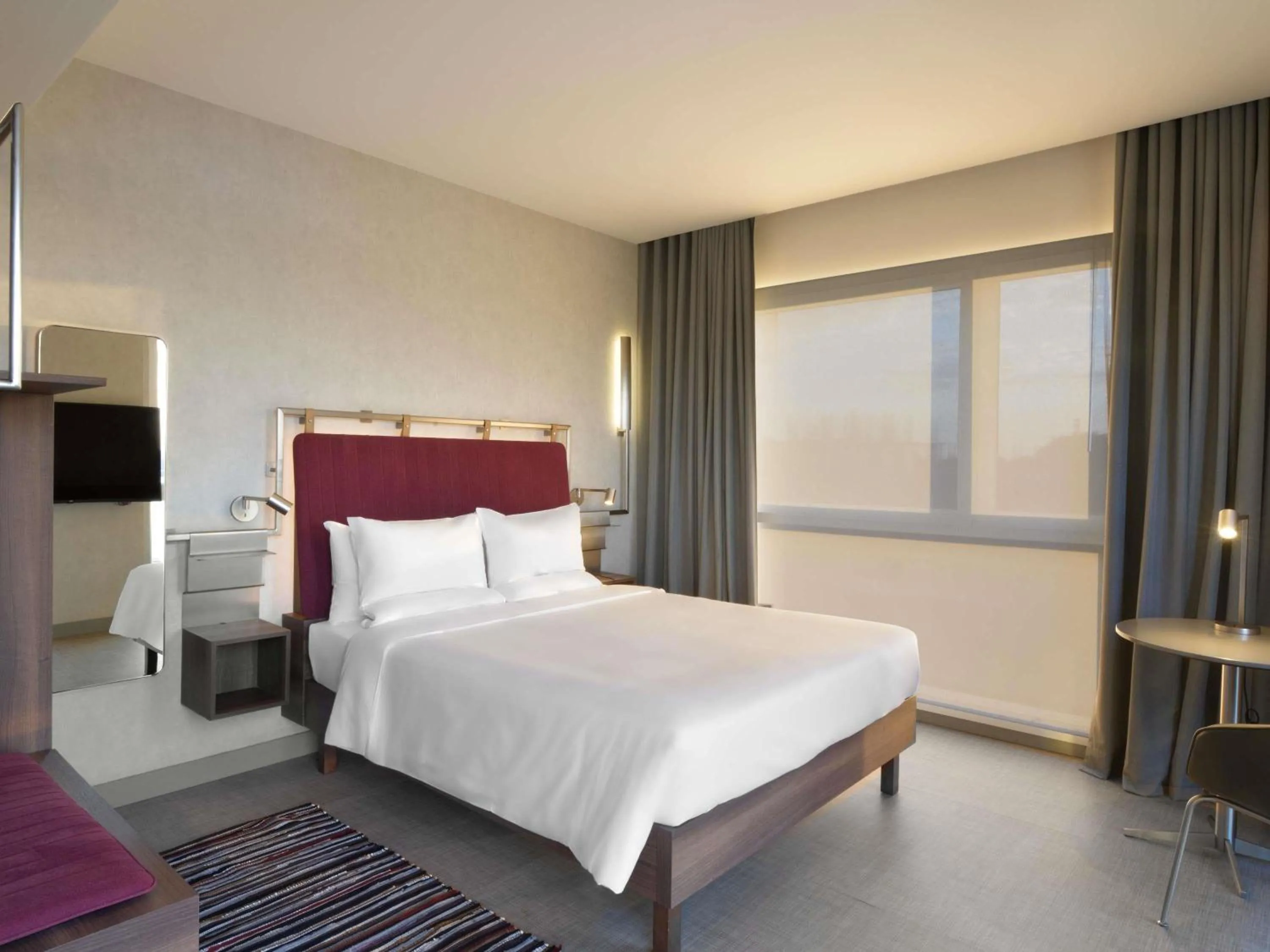 Bedroom, Bed in Novotel Lubumbashi