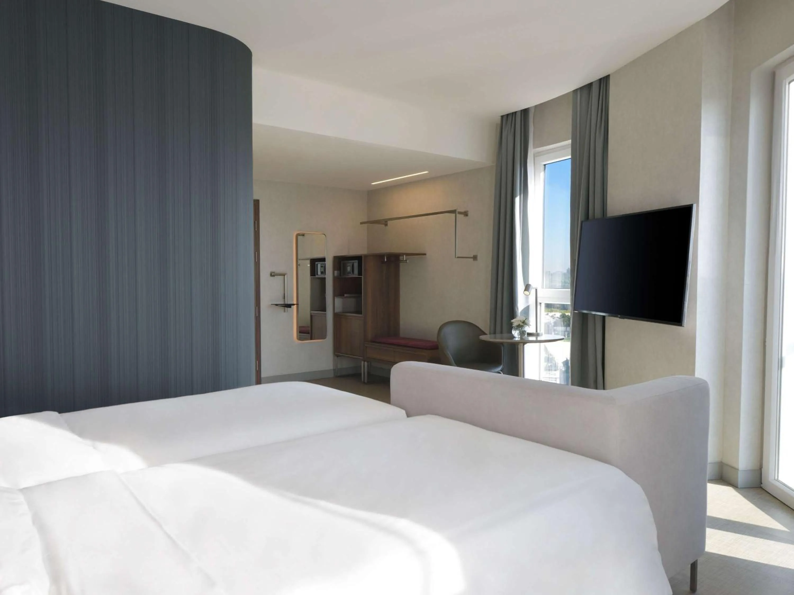 Bedroom, Bed in Novotel Lubumbashi