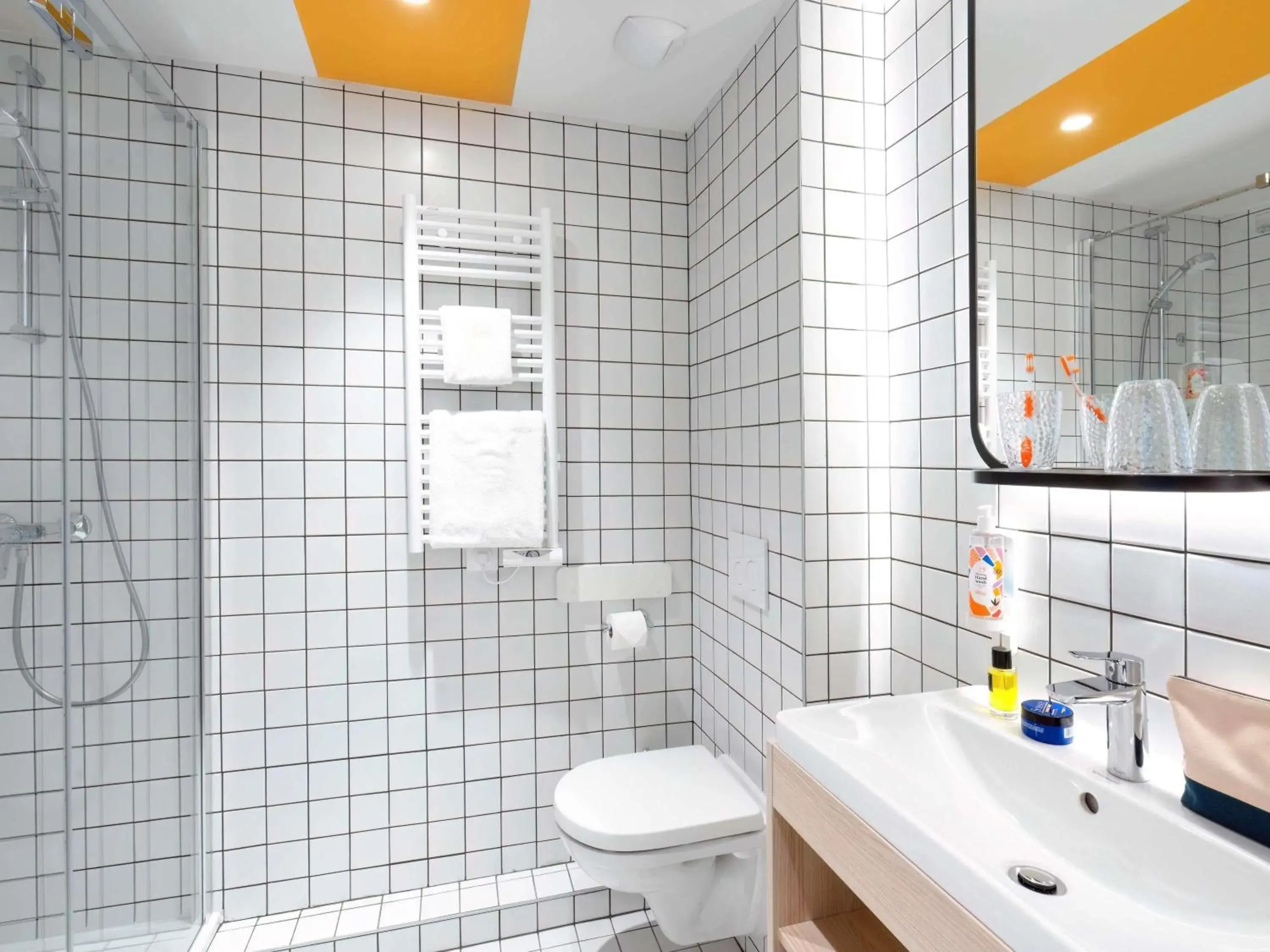 Property building in Aparthotel Adagio Access Rouen Centre Cathédrale Property building in Aparthotel Adagio Access Rouen Centre Cathédrale