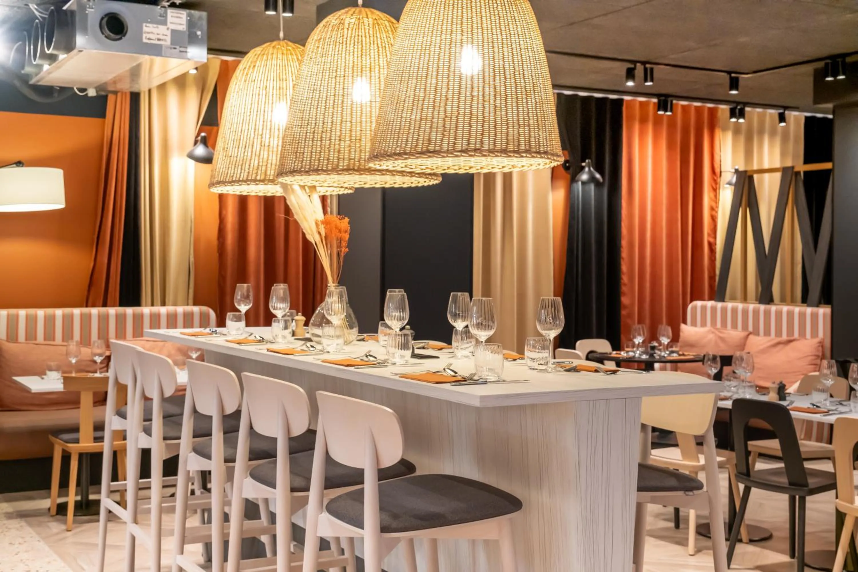 Restaurant/places to eat in Aparthotel Adagio Access Rouen Centre Cathédrale